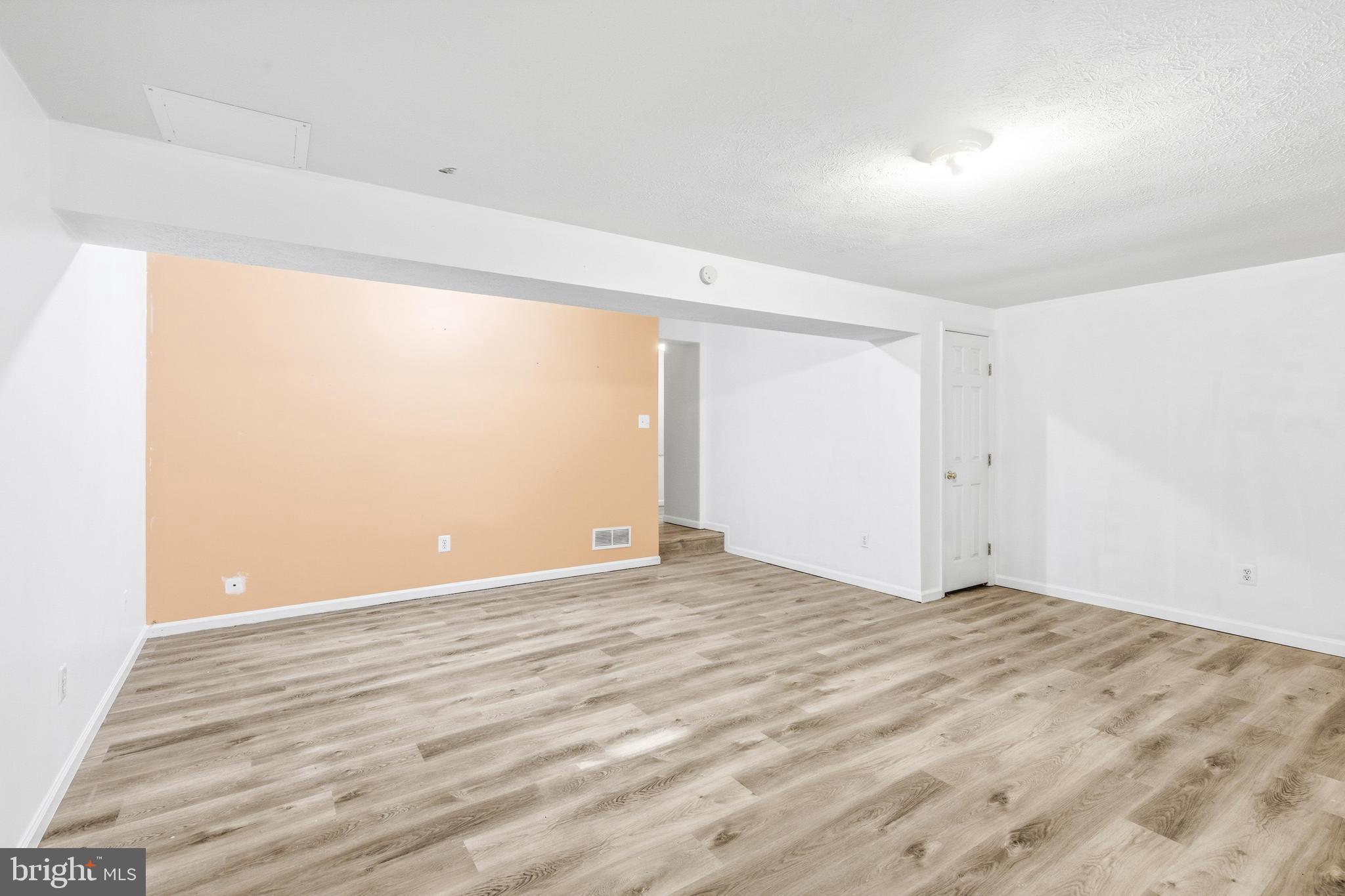 ABBOTSFORD - Residential