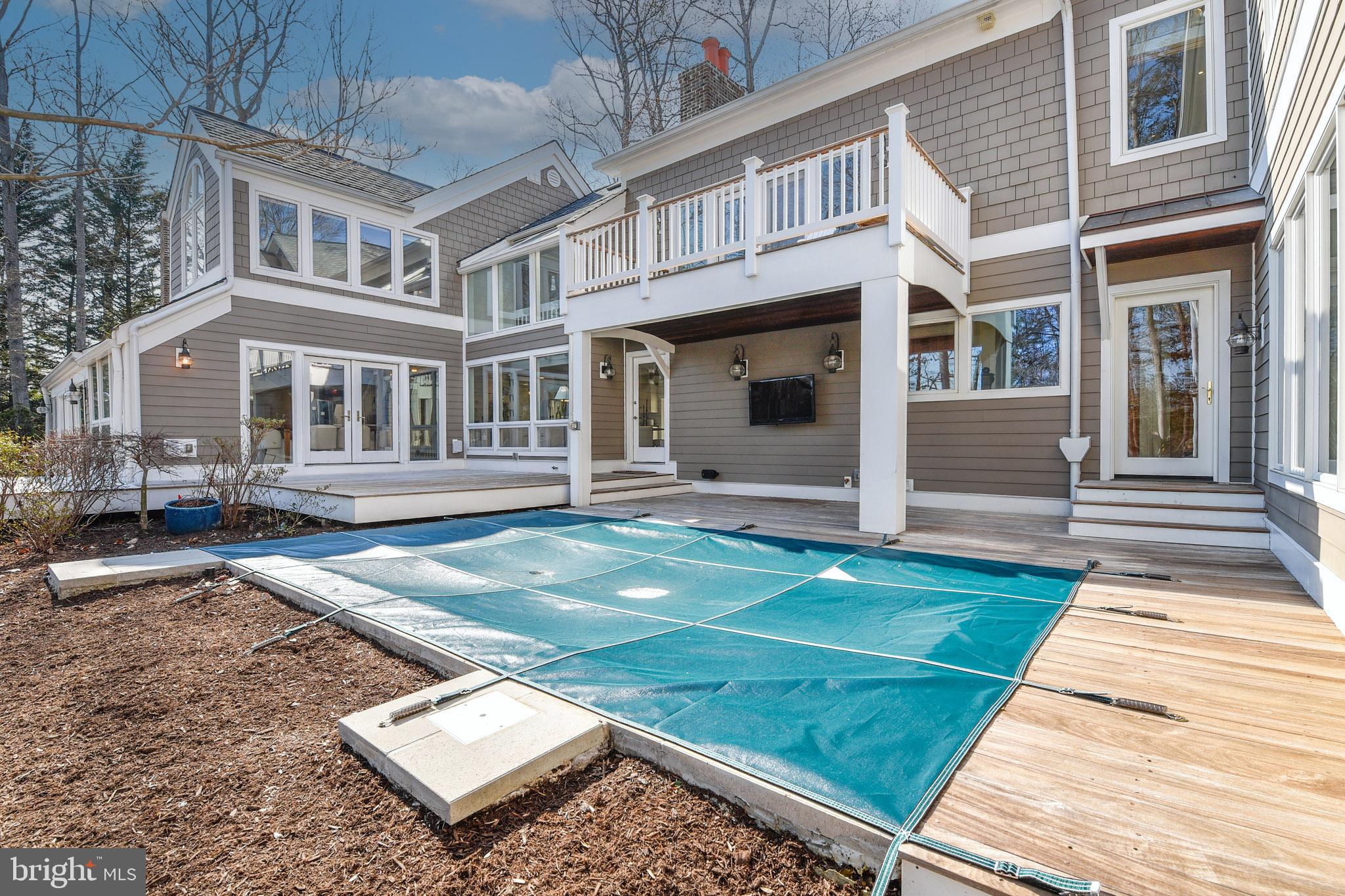 POPLAR POINT - Residential