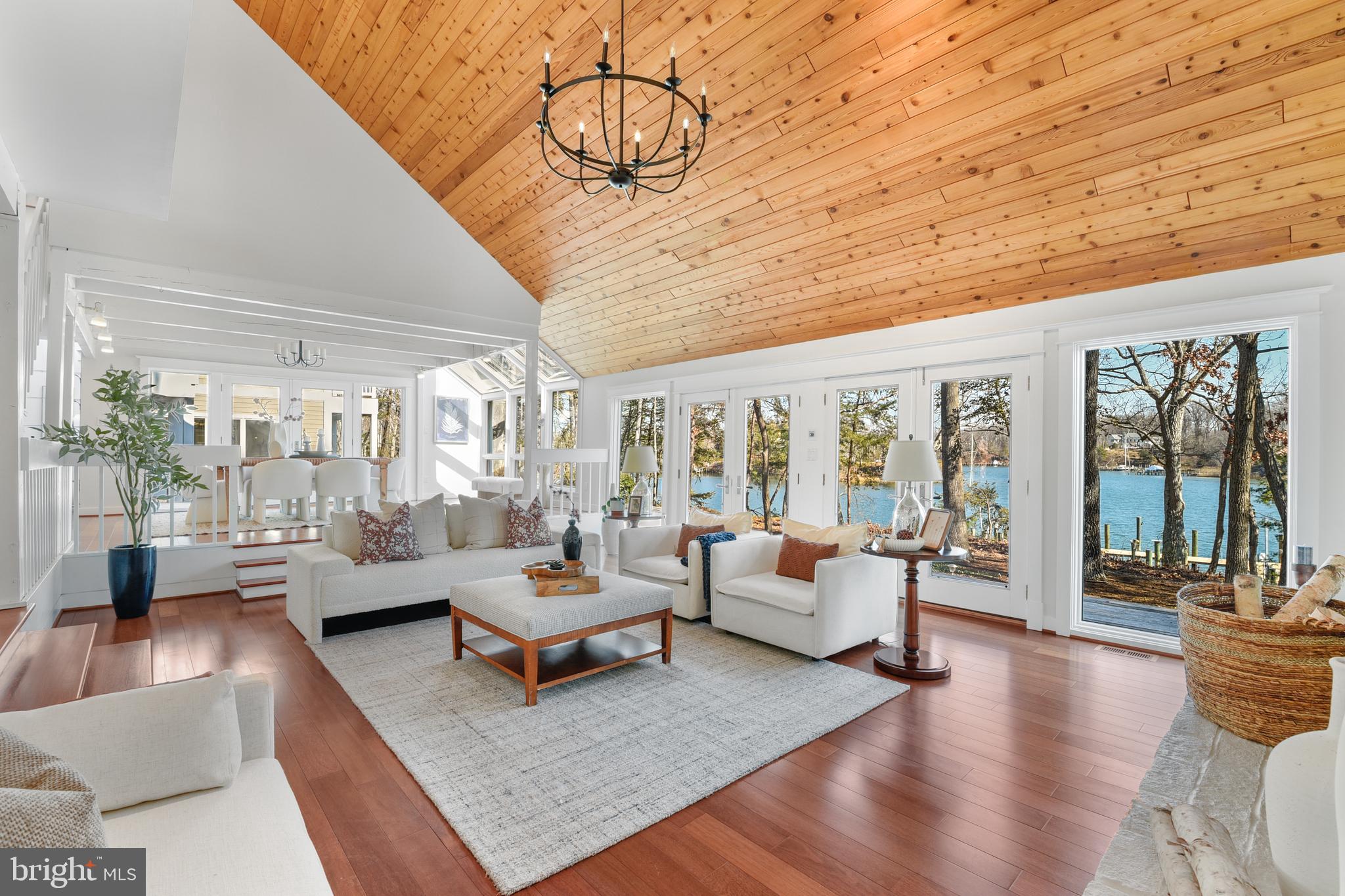 POPLAR POINT - Residential