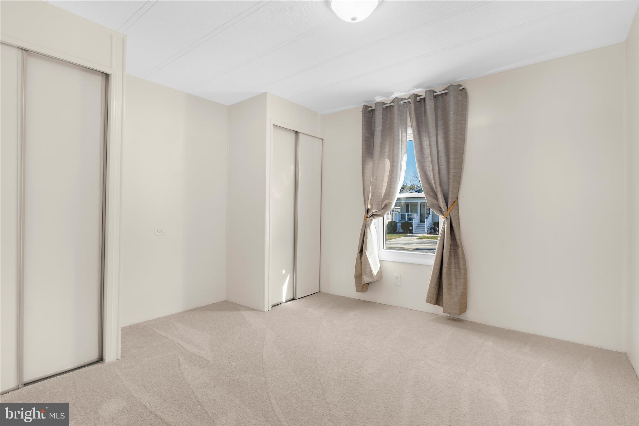 HYDE PARK - Residential
