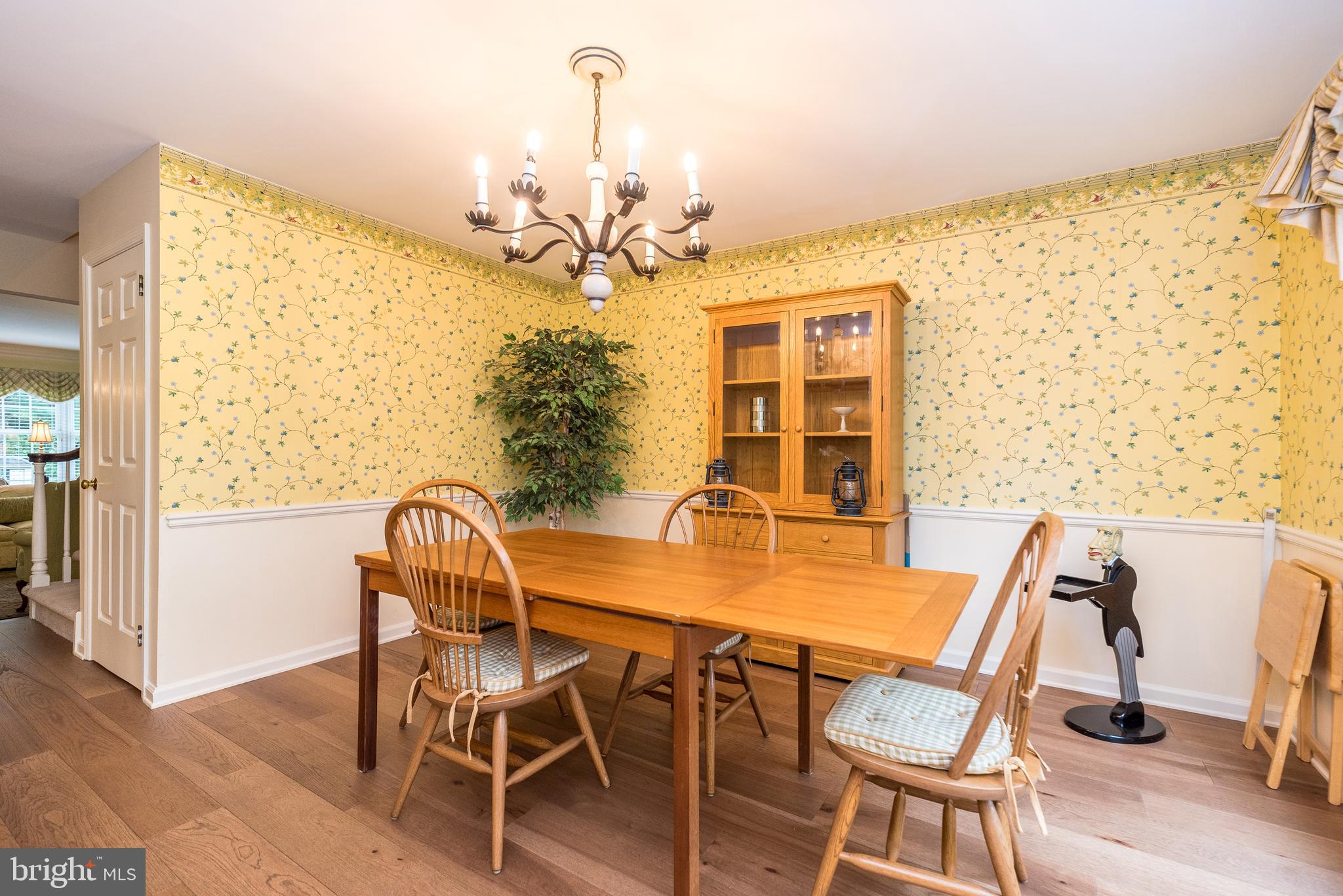 GWYNEDD HUNT - Residential