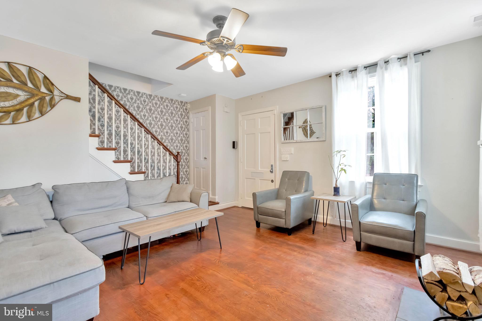 GLEBE MANOR - Residential Lease