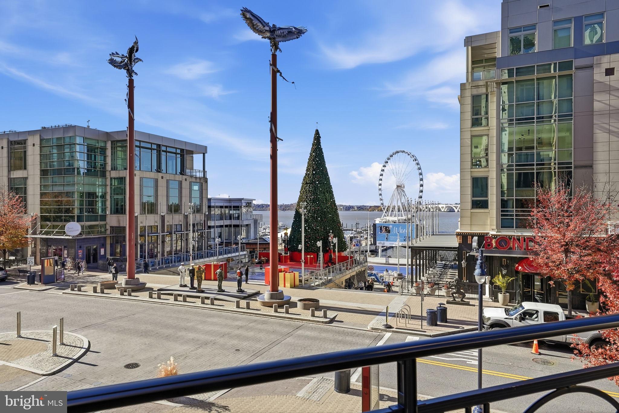 ONE NATIONAL HARBOR CONDOMINIUM - Residential
