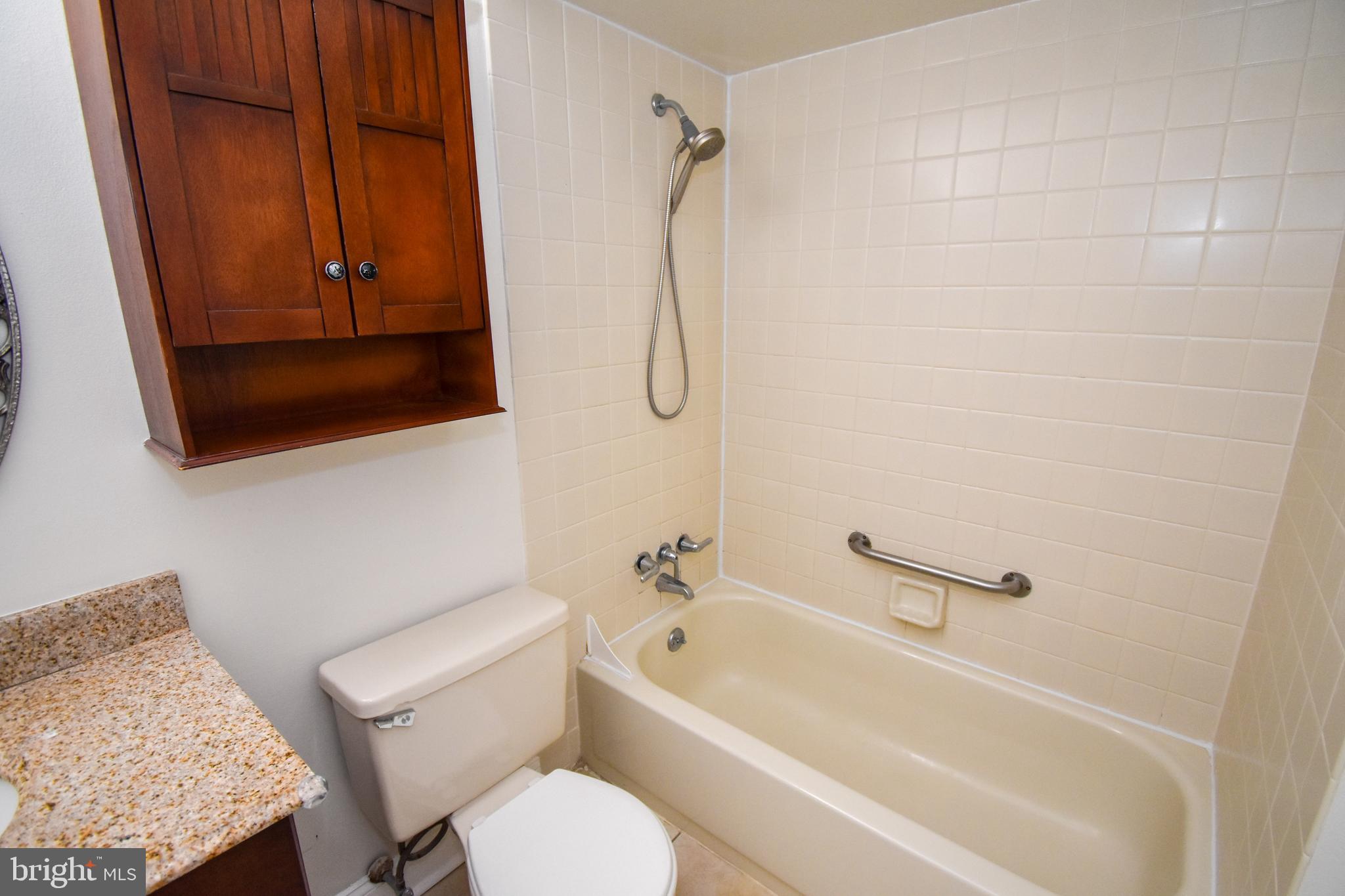 EAGLE RIDGE - Residential Lease
