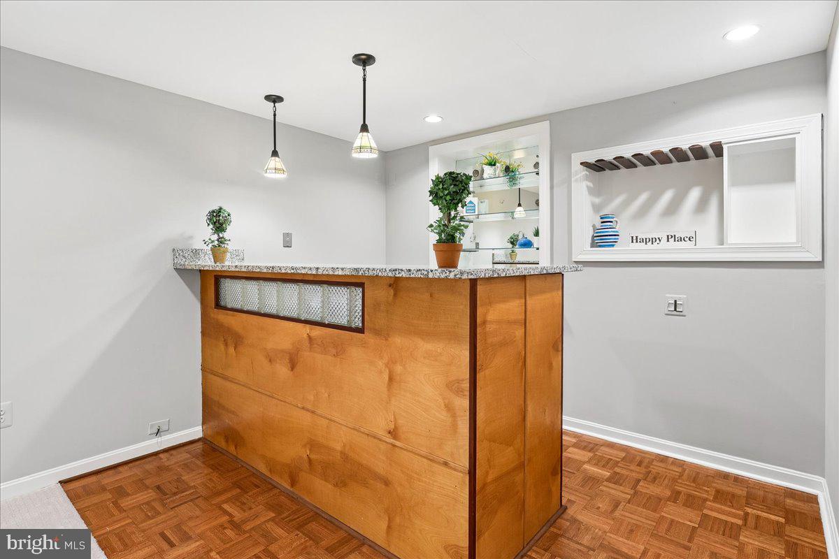 MEADOWGATE - Residential