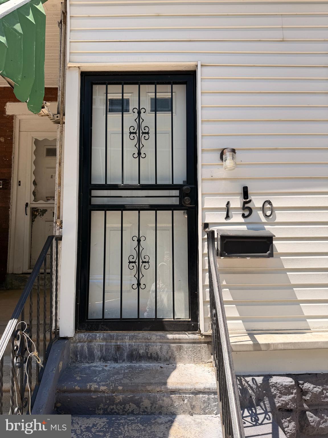PHILADELPHIA (WEST) - Residential
