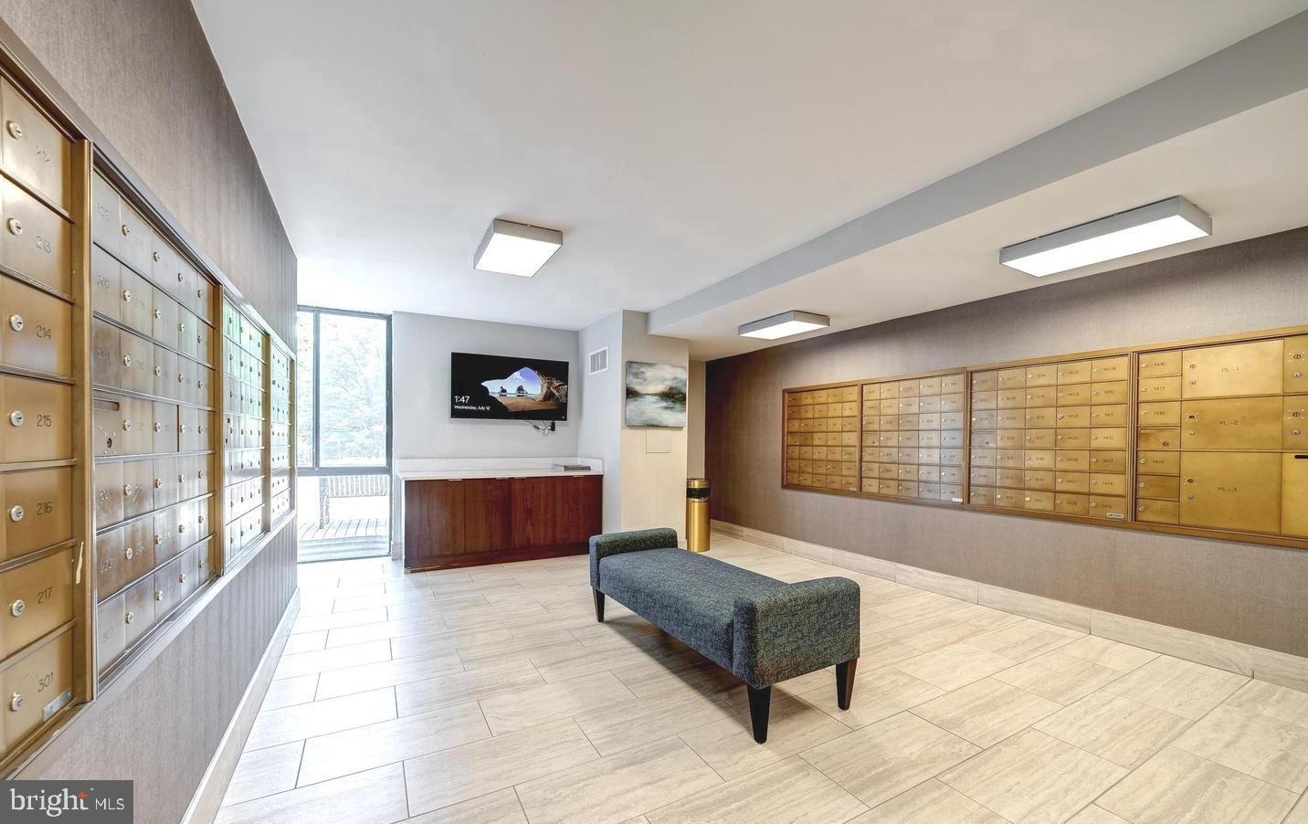 IDYLWOOD TOWERS CONDO - Residential