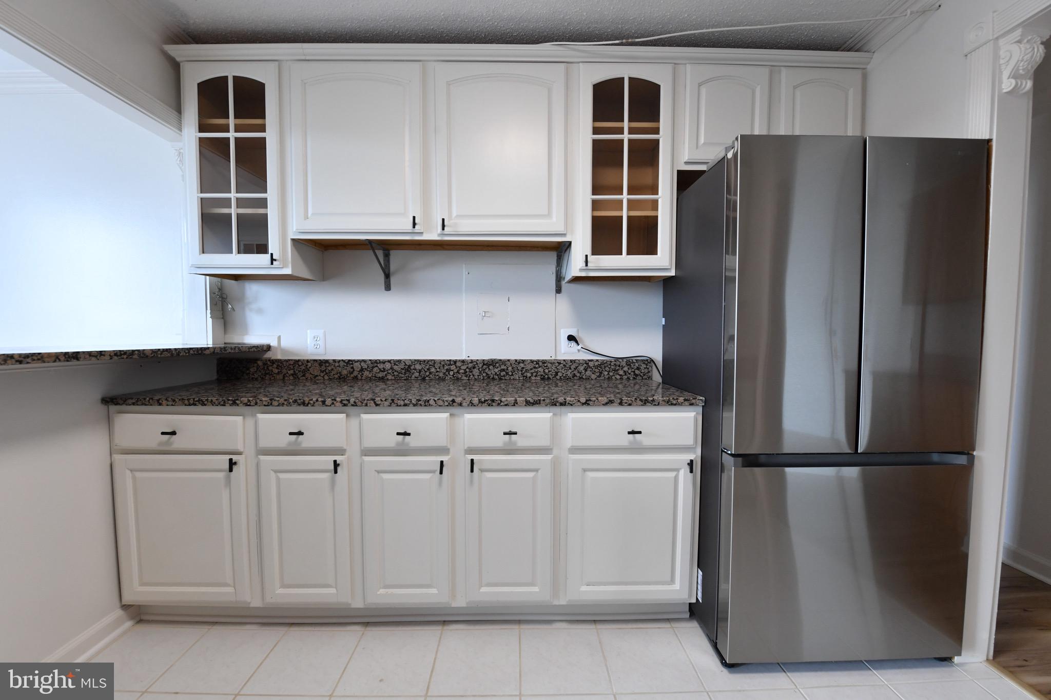 IDYLWOOD TOWERS CONDO - Residential