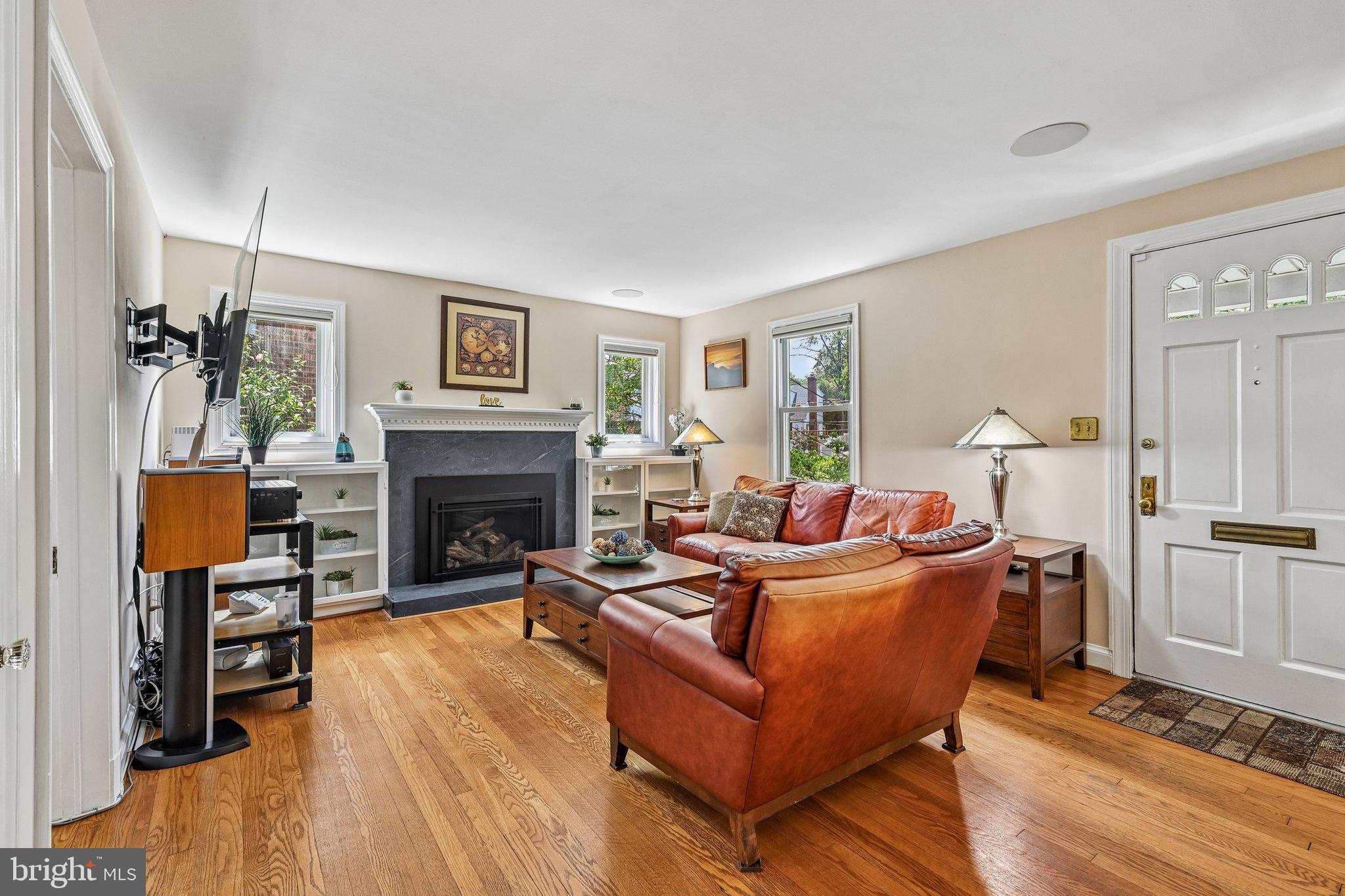 ALCOVA HEIGHTS - Residential