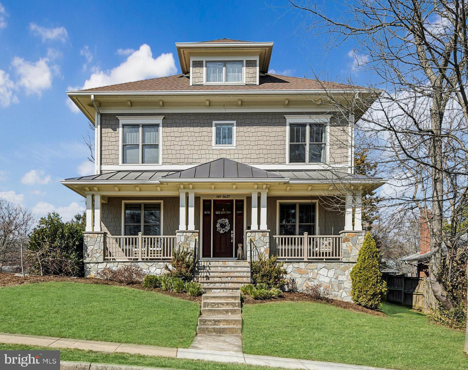 CRESCENT HILLS - Residential