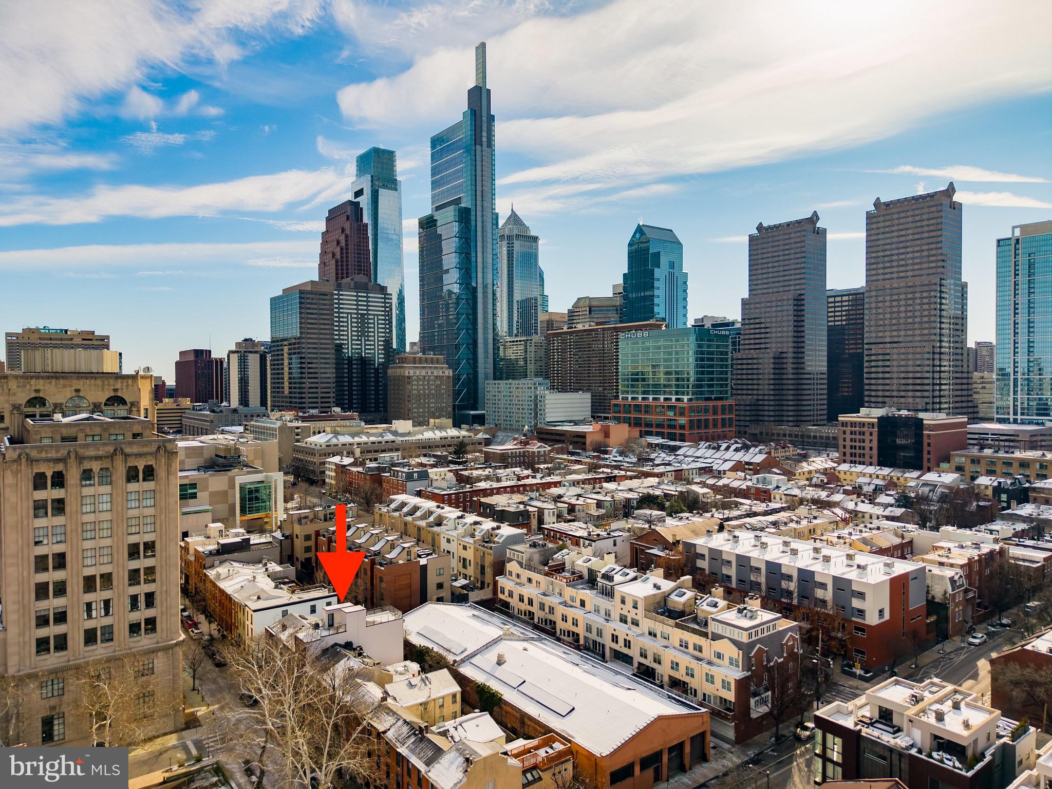 LOGAN SQUARE - Residential