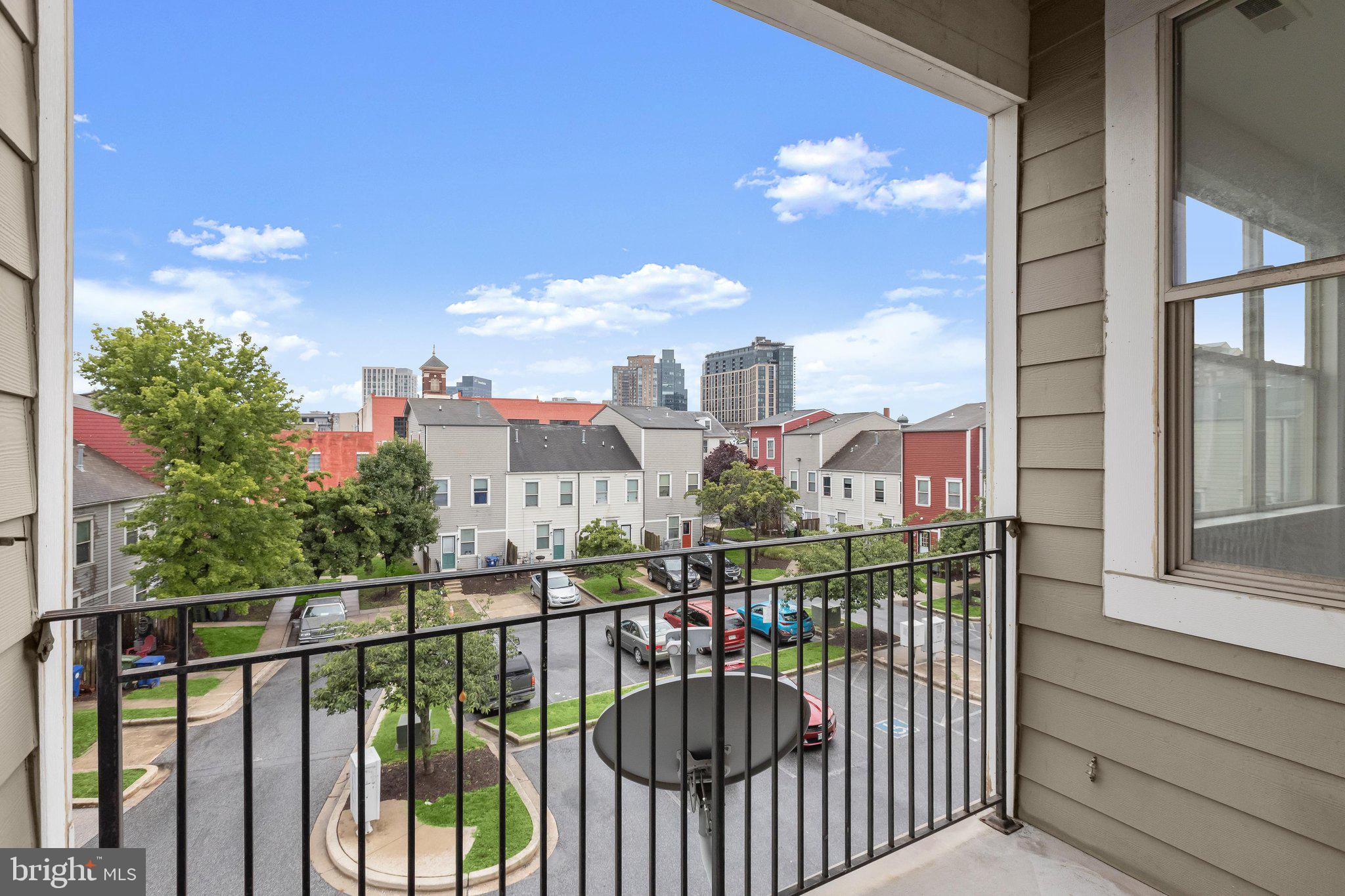 ALBEMARLE SQUARE - Residential