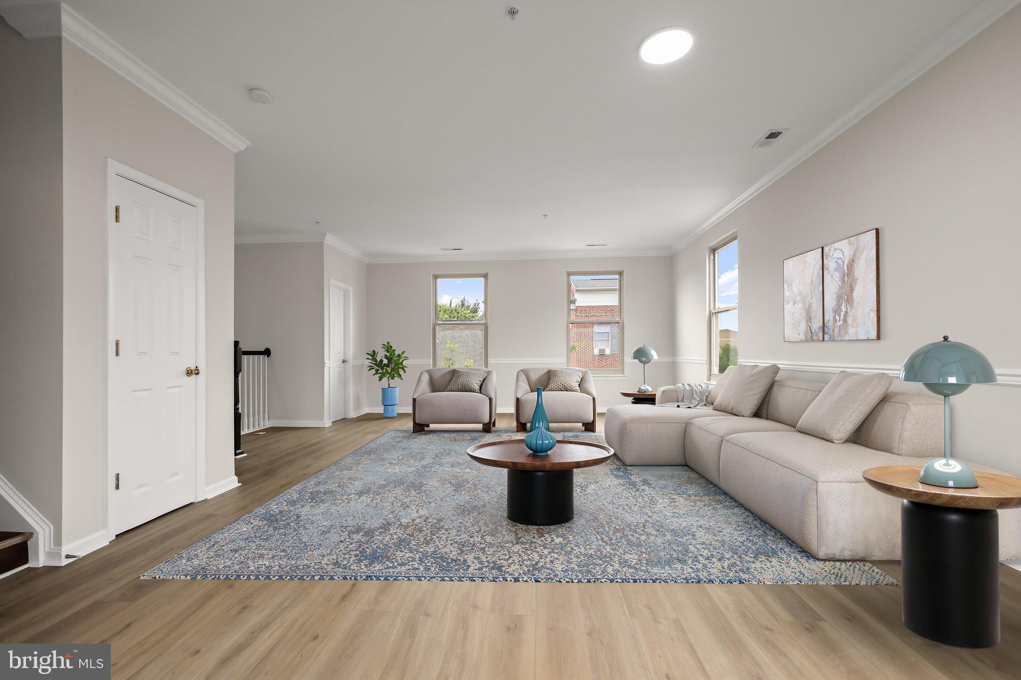 ALBEMARLE SQUARE - Residential