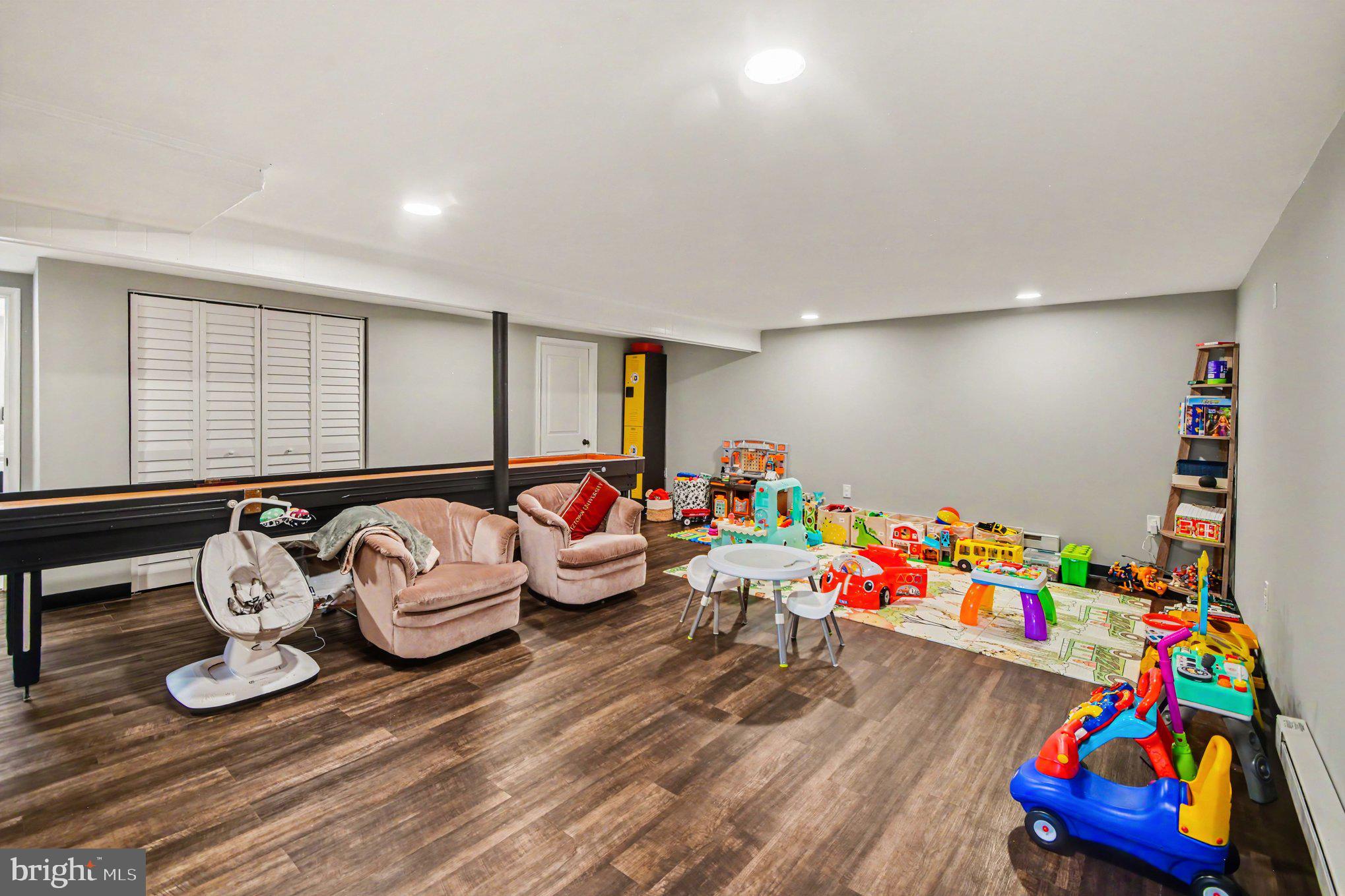 NORRITON EAST - Residential
