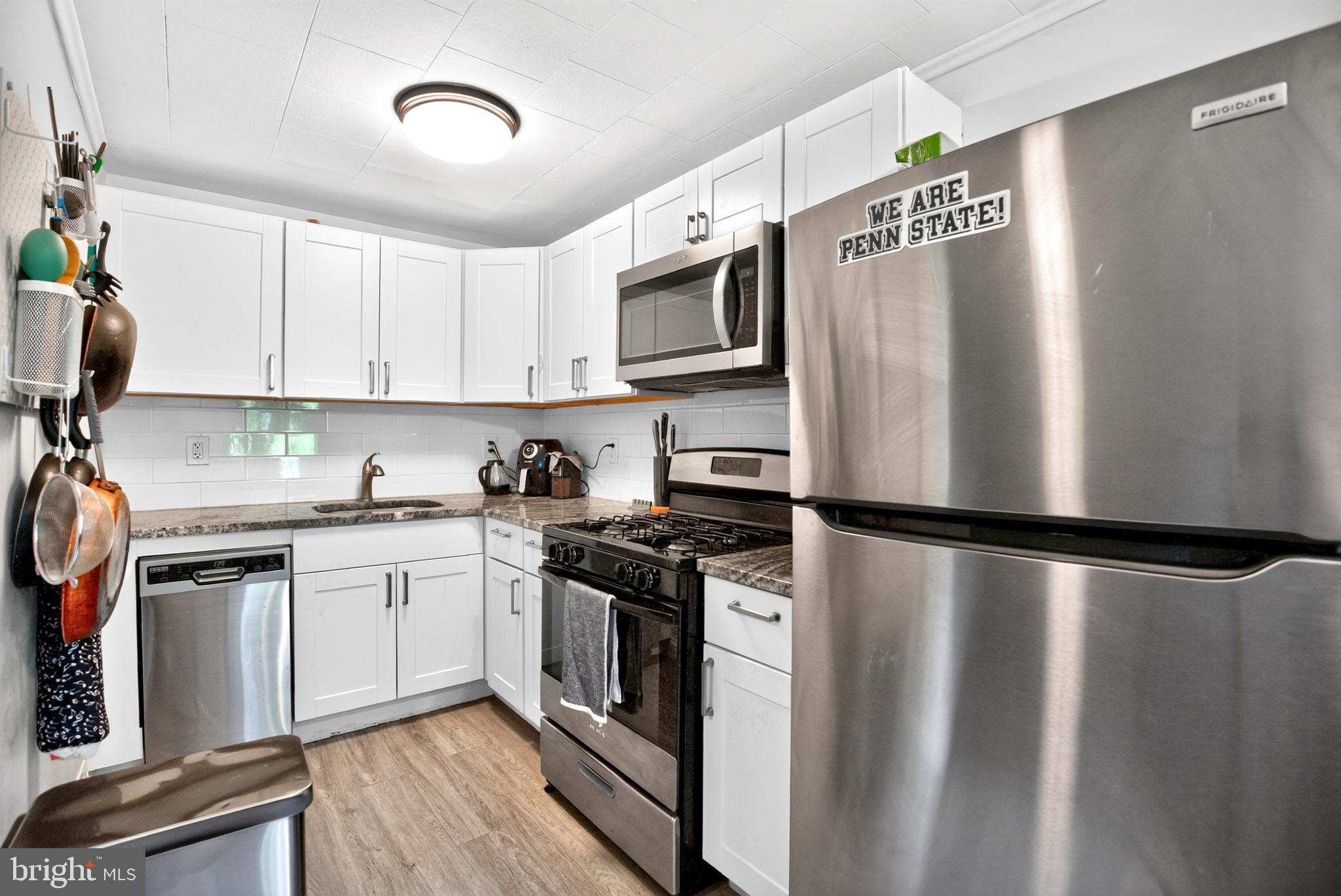 EDGEMONT PARK - Residential