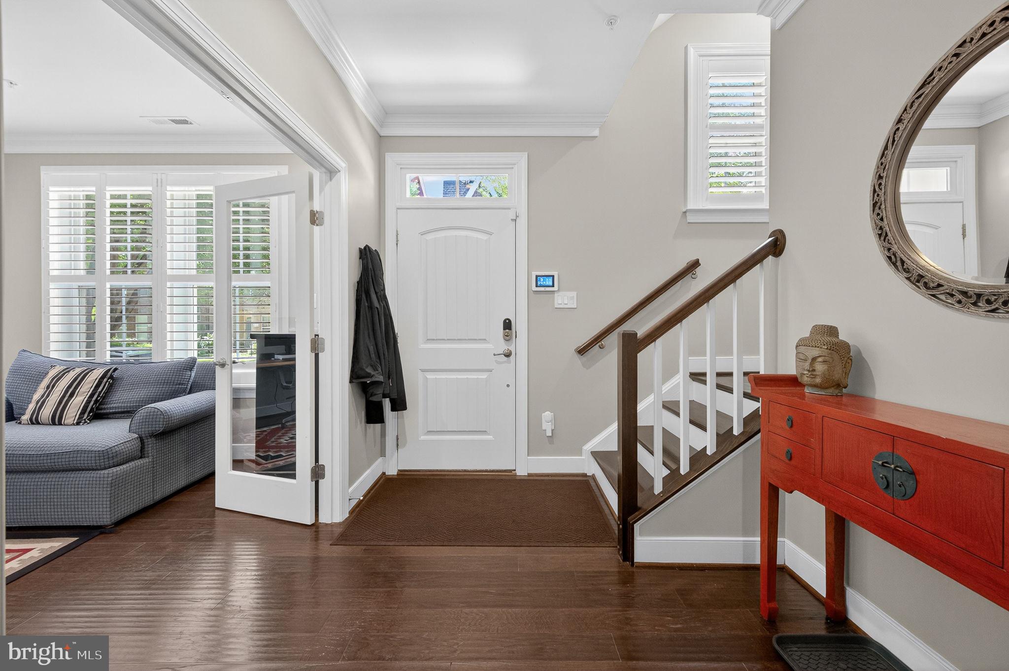 CROWN FARM - Residential