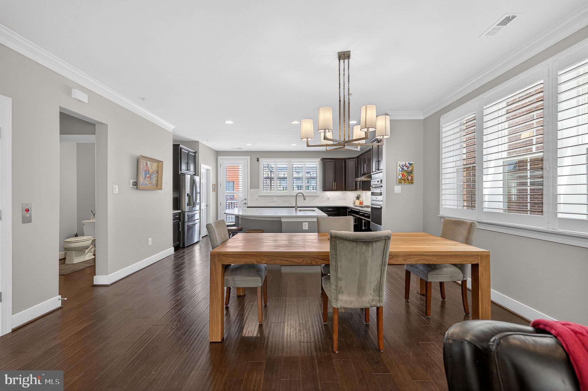 CROWN FARM - Residential