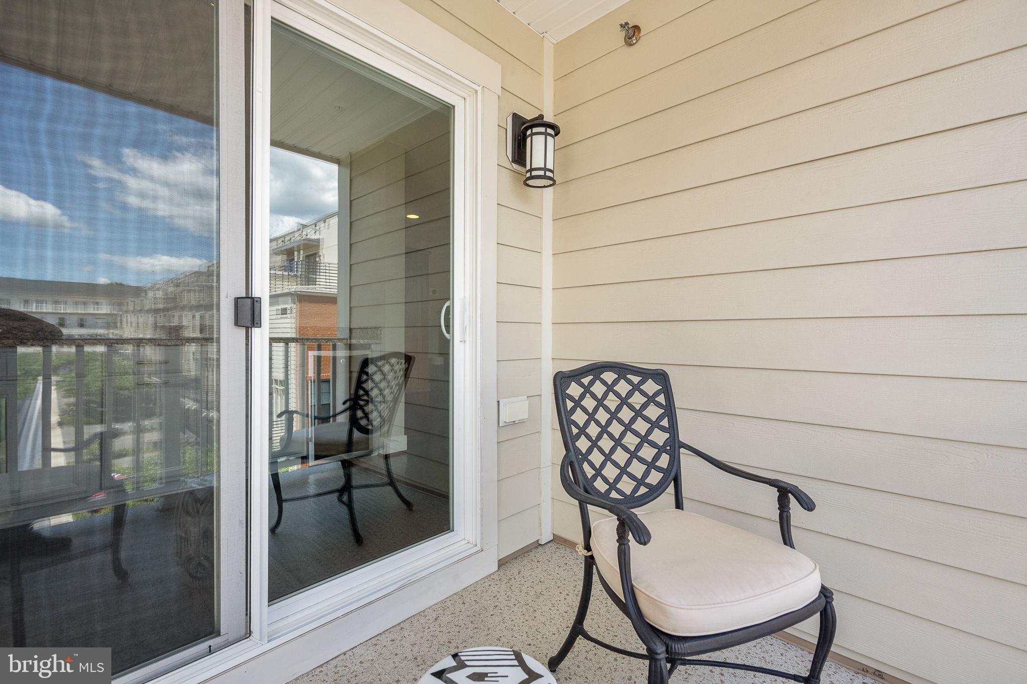 CROWN FARM - Residential