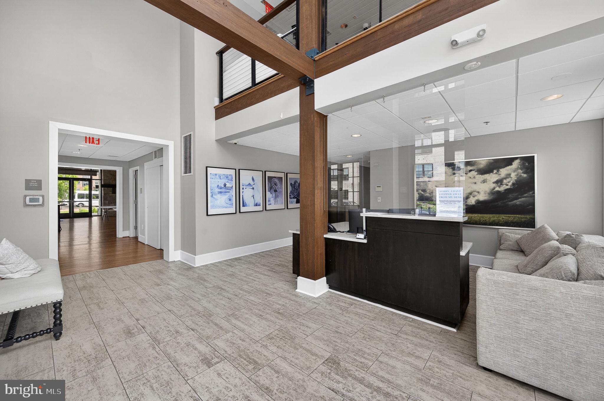 CROWN FARM - Residential