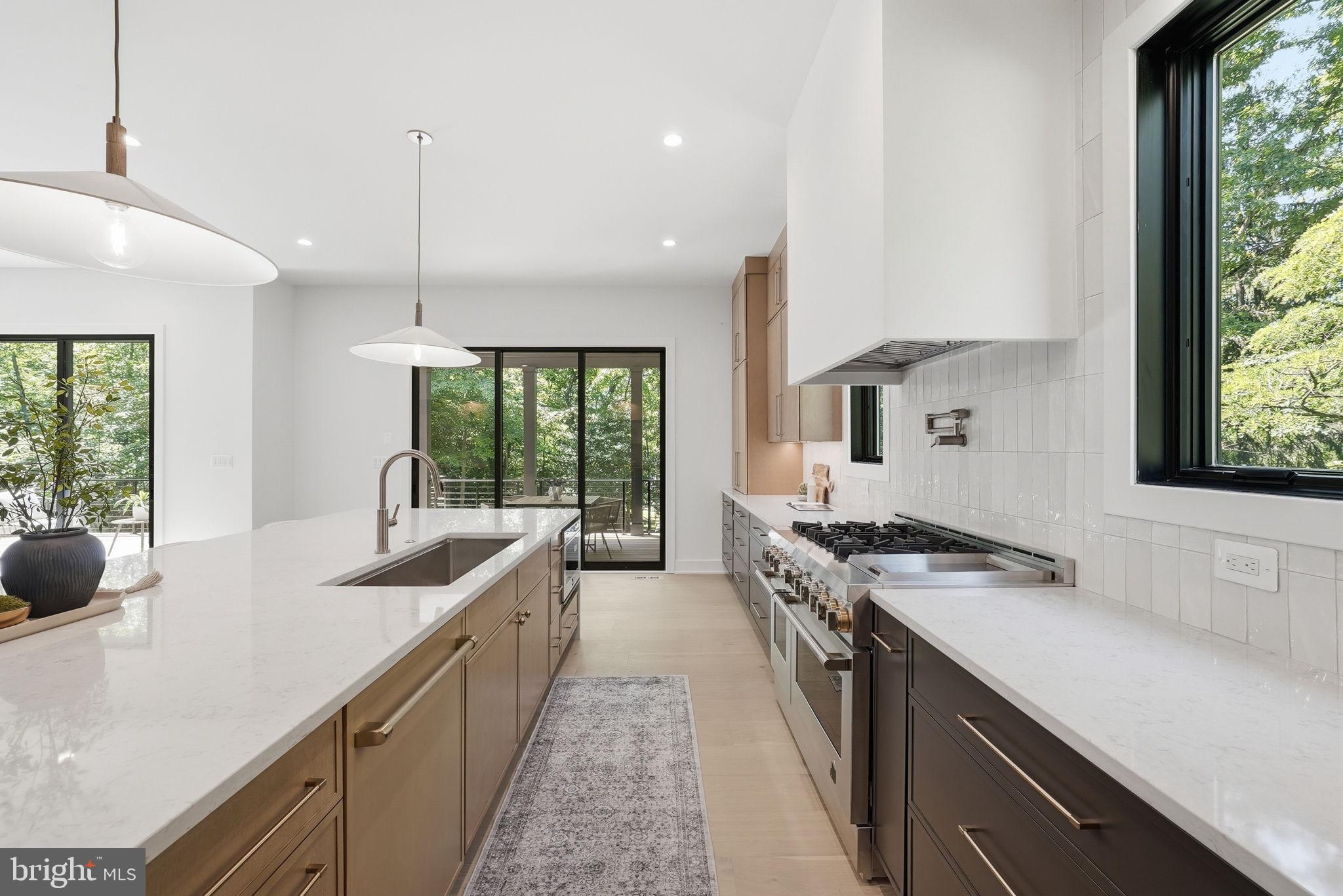 MANTUA - Residential