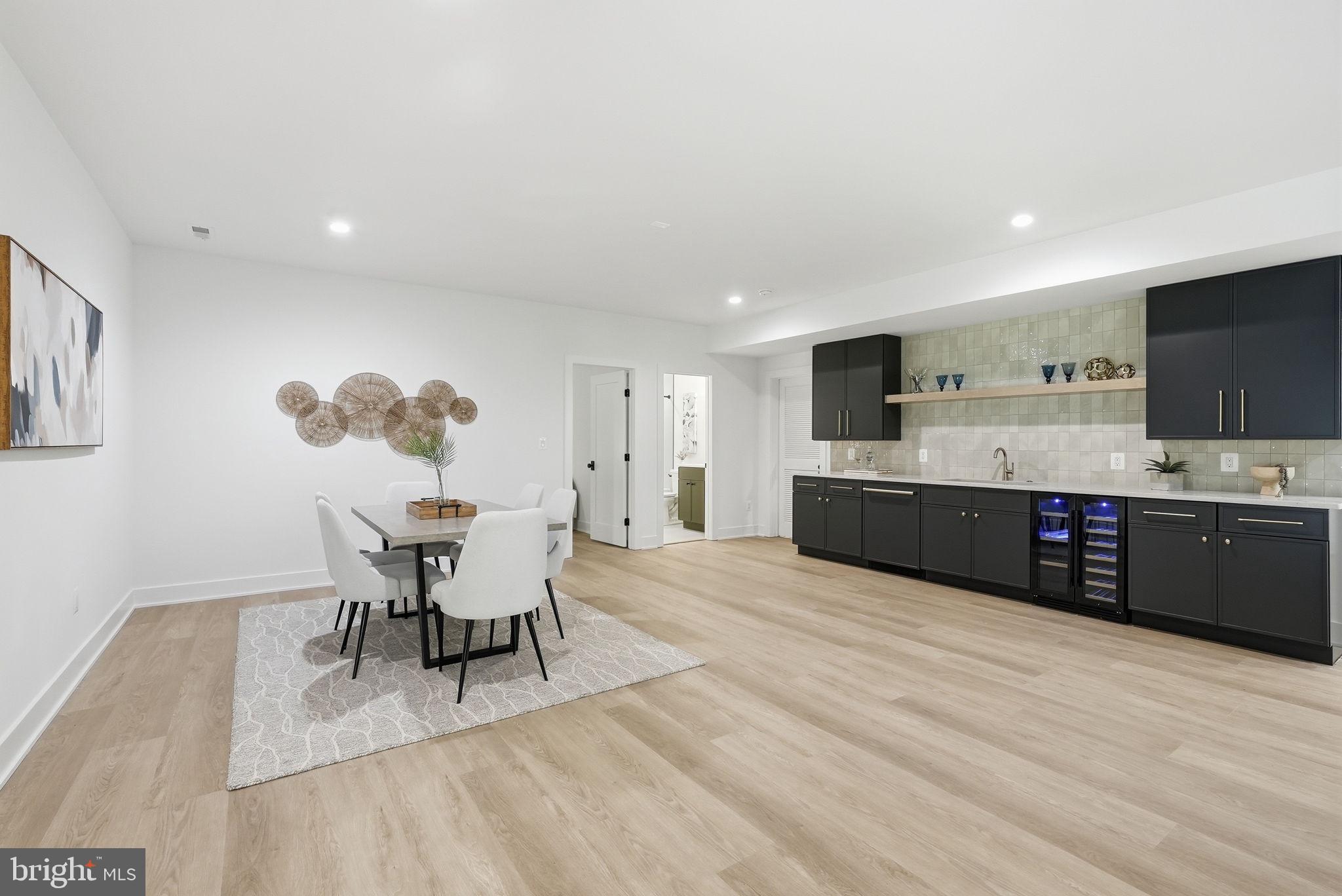 MANTUA - Residential