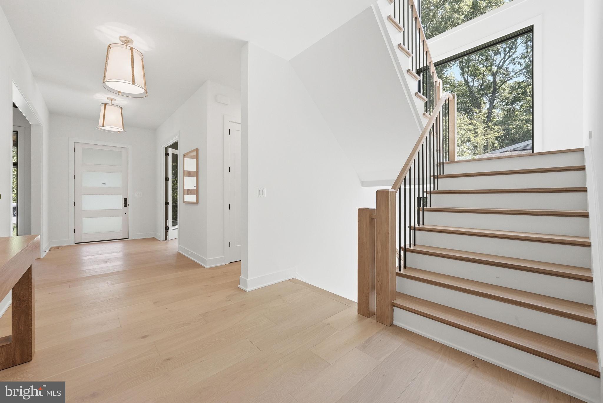 MANTUA - Residential