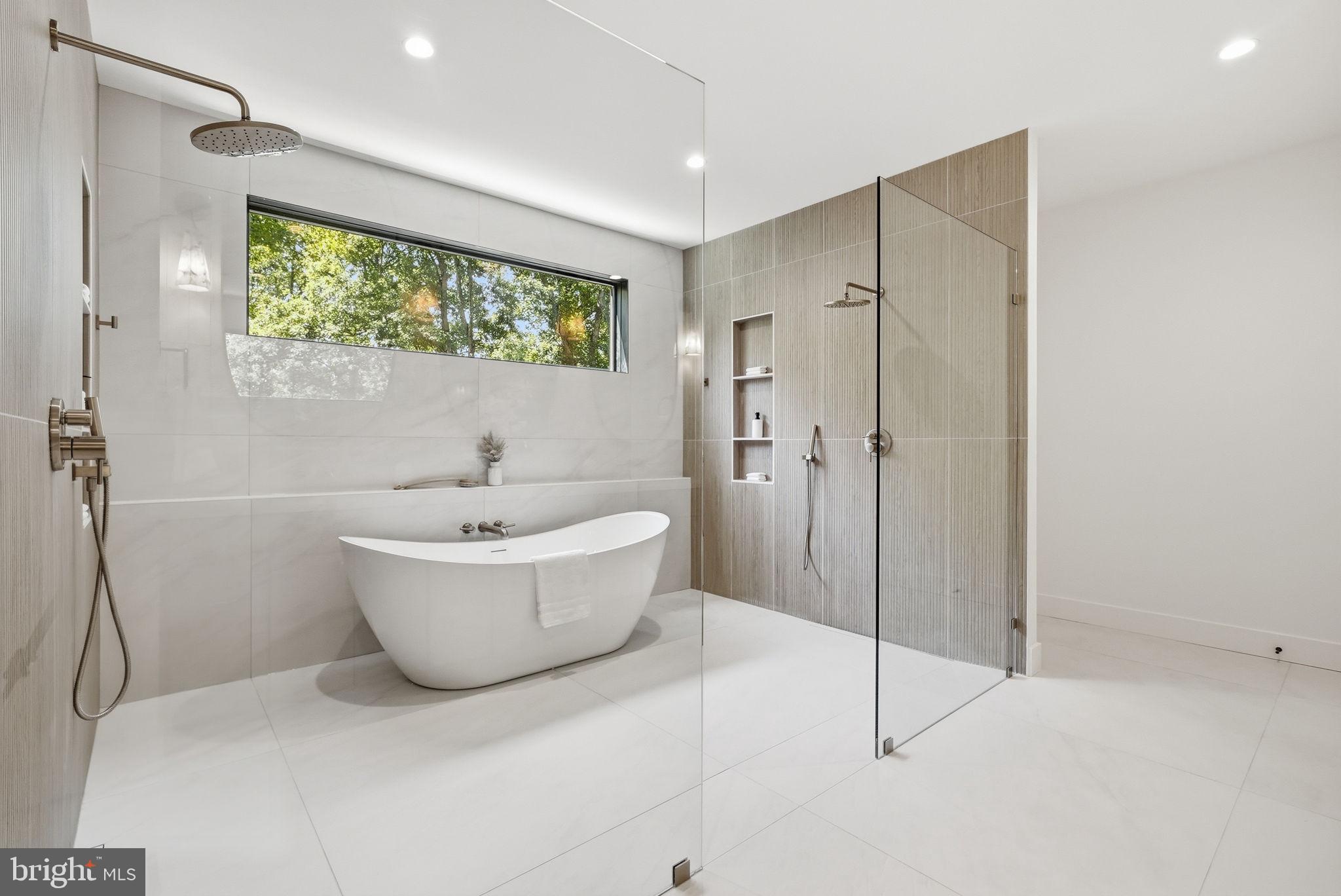 MANTUA - Residential