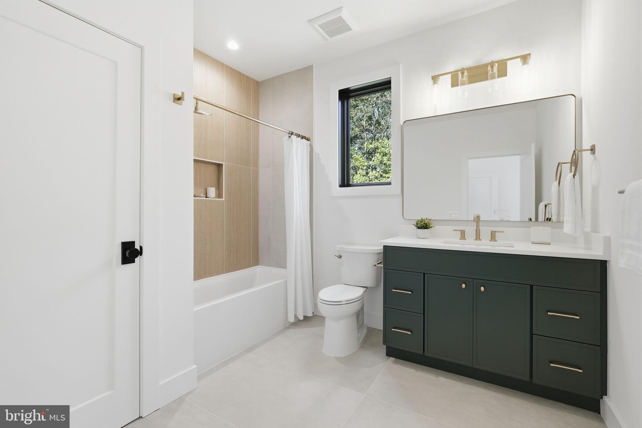 MANTUA - Residential
