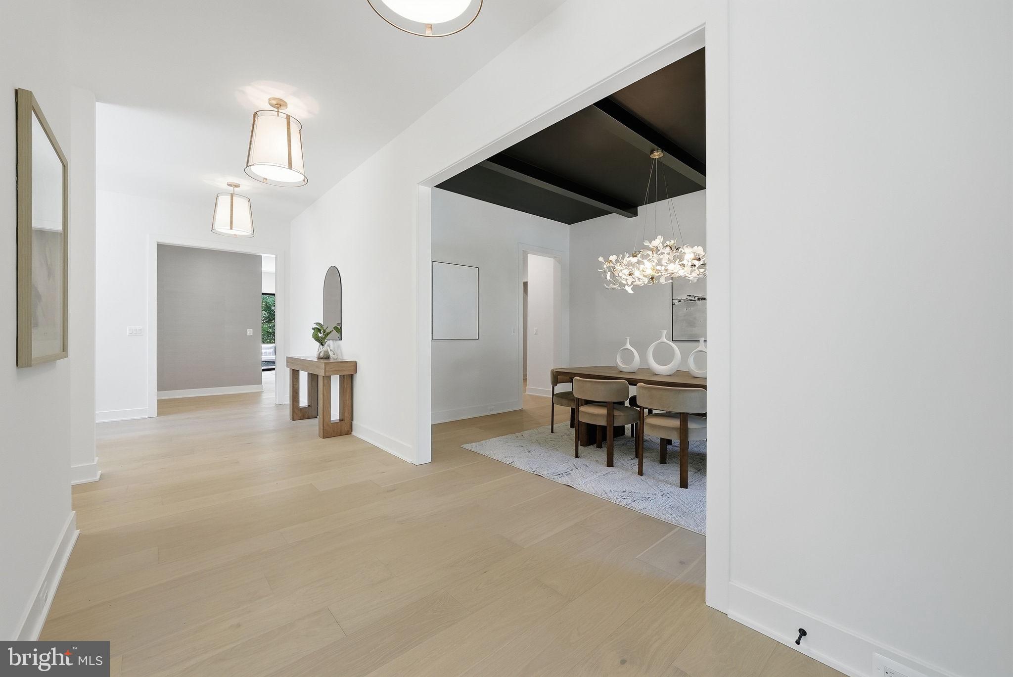 MANTUA - Residential