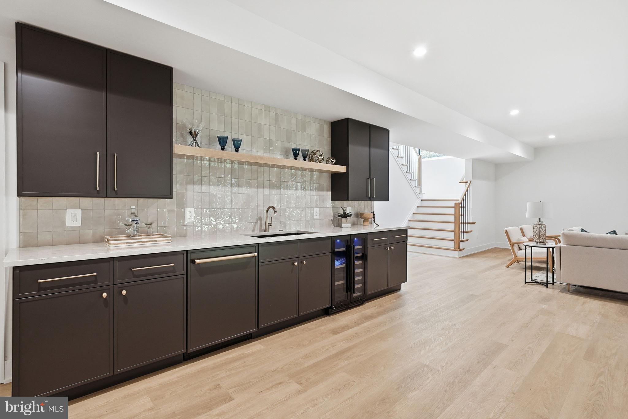 MANTUA - Residential