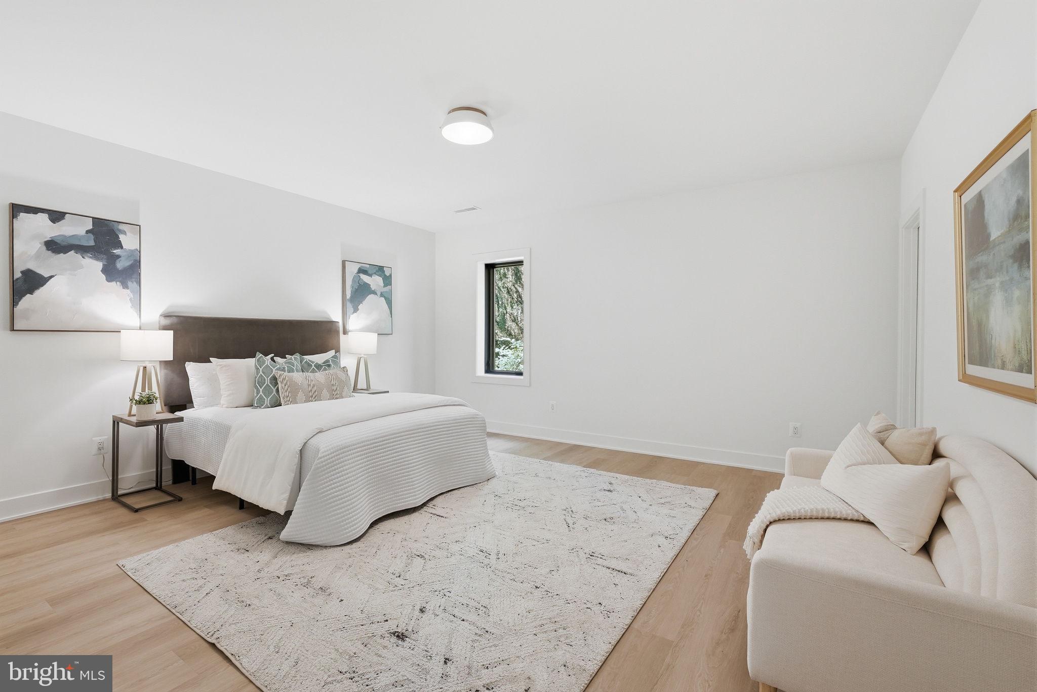 MANTUA - Residential