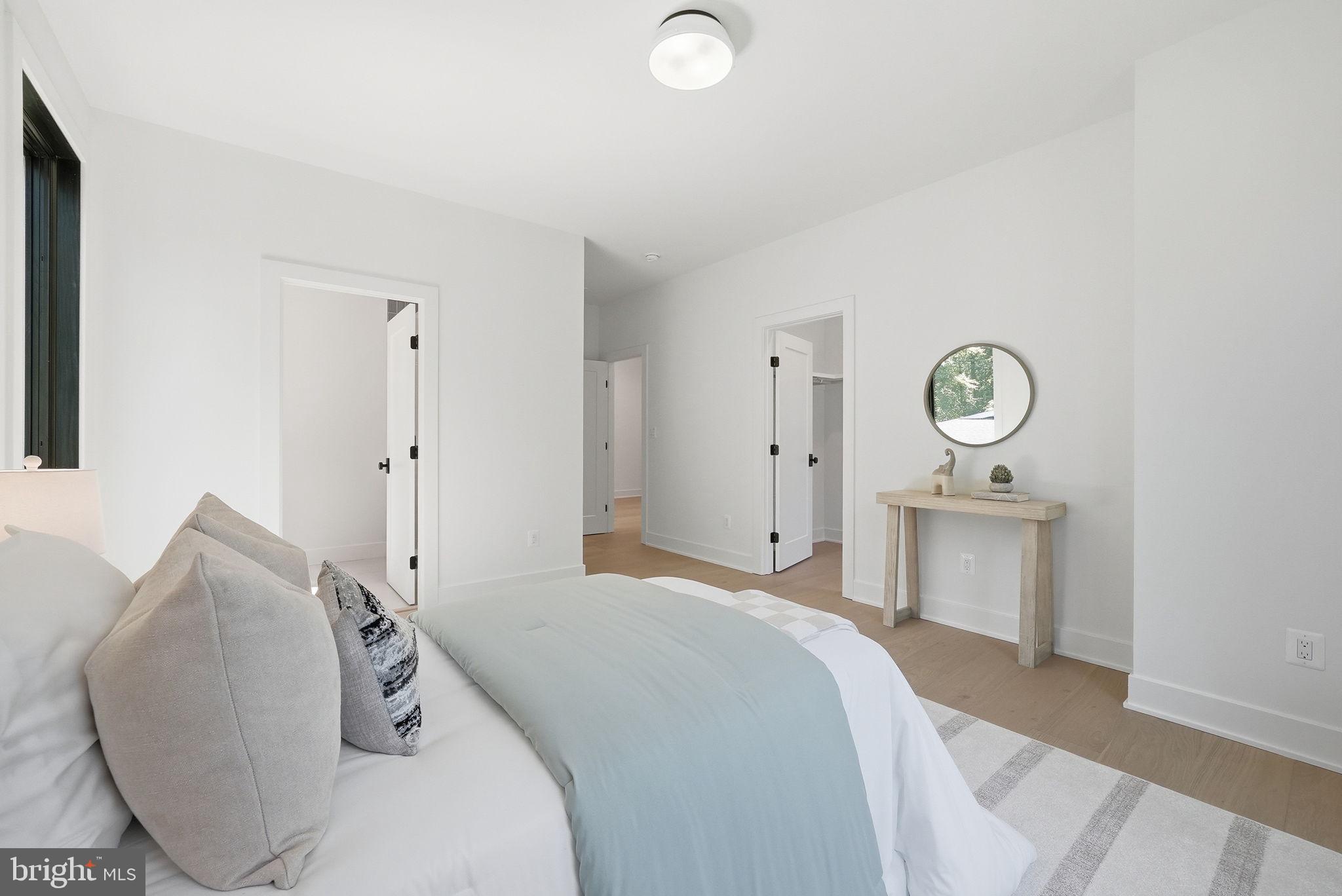 MANTUA - Residential