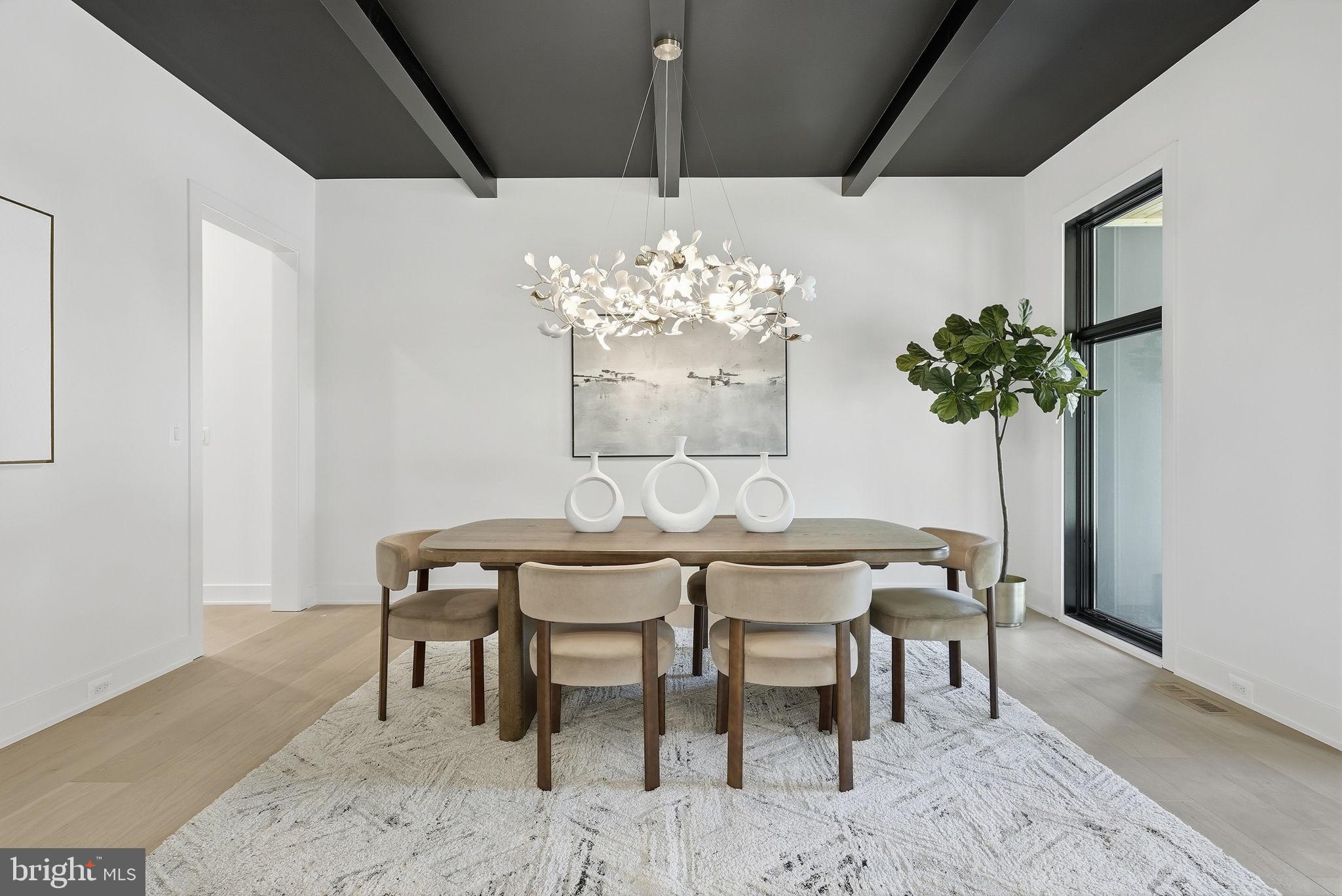 MANTUA - Residential