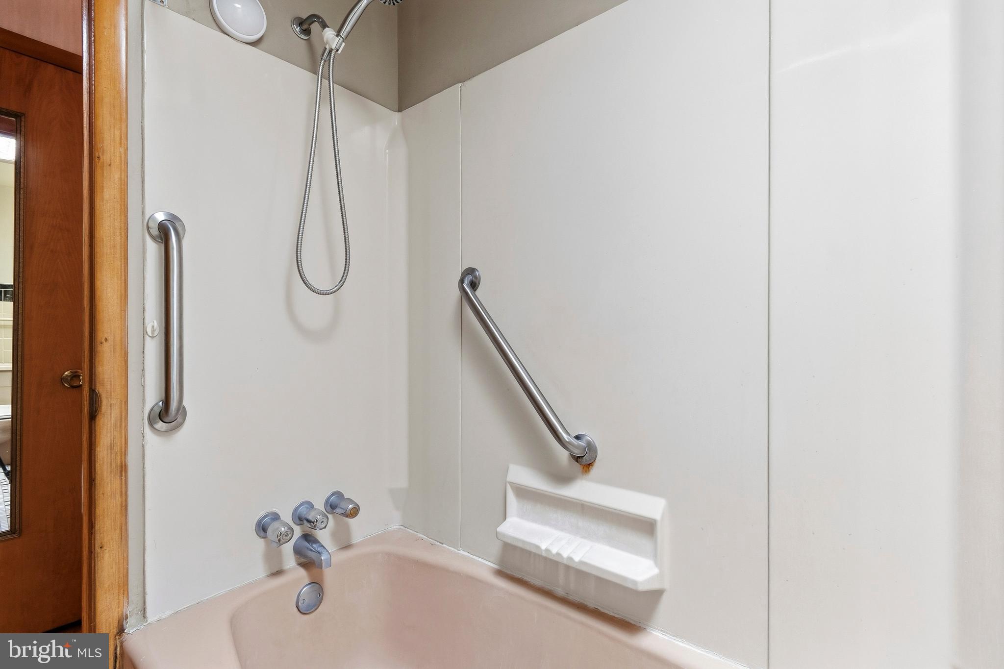 PASSYUNK SQUARE - Residential
