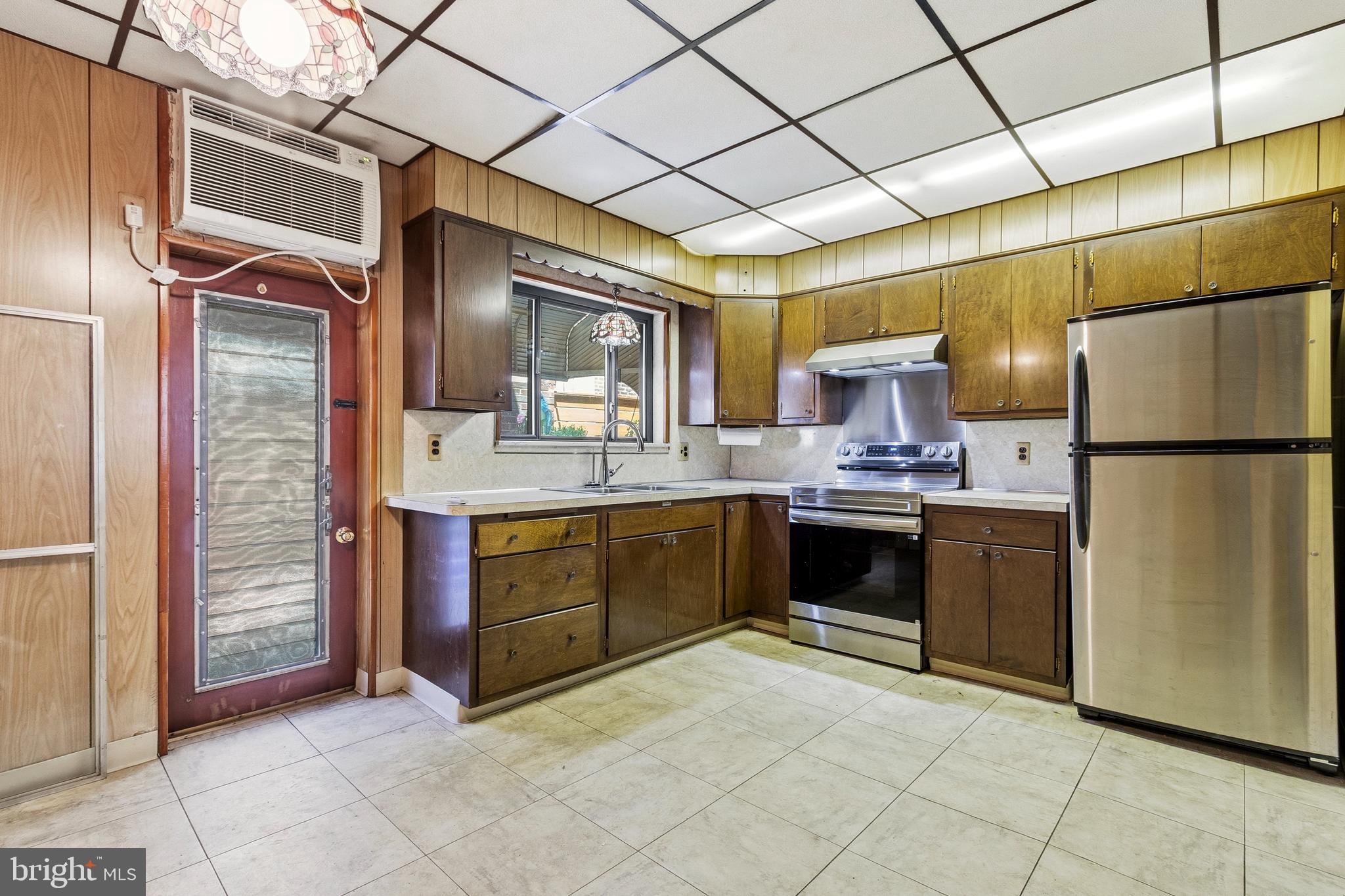 PASSYUNK SQUARE - Residential
