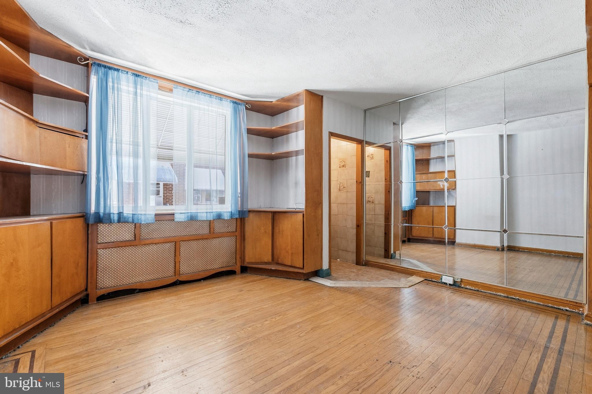 PASSYUNK SQUARE - Residential