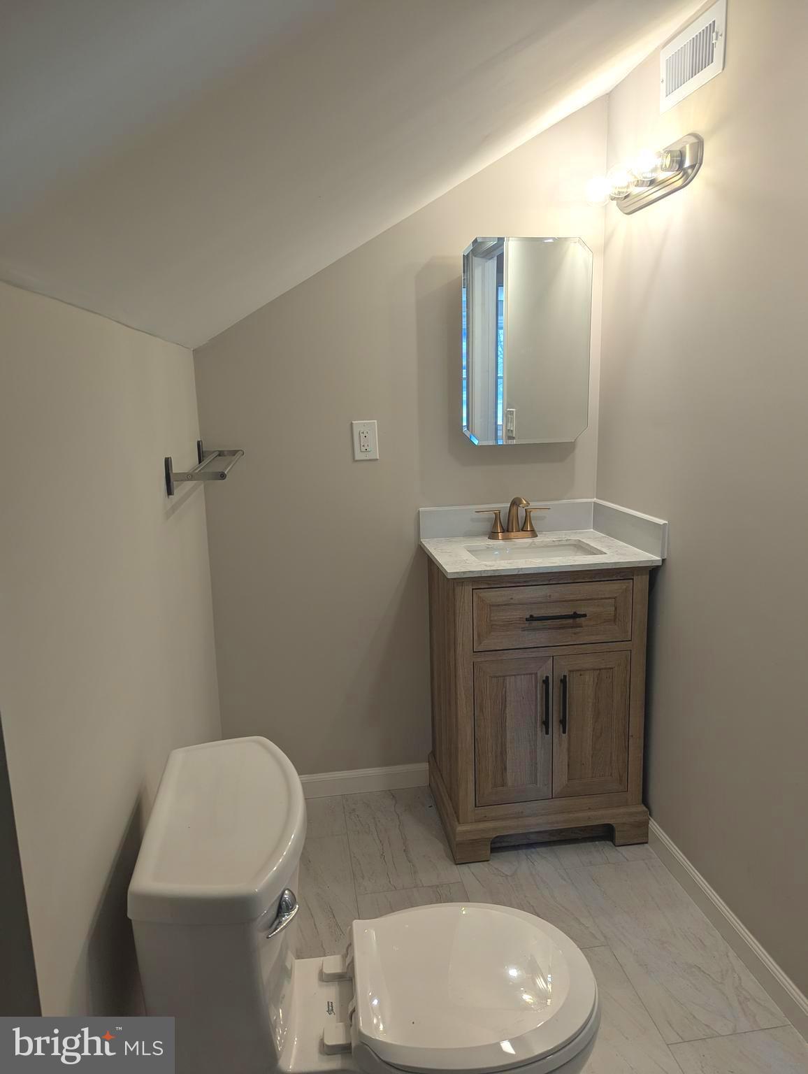 TWINBROOK - Residential Lease