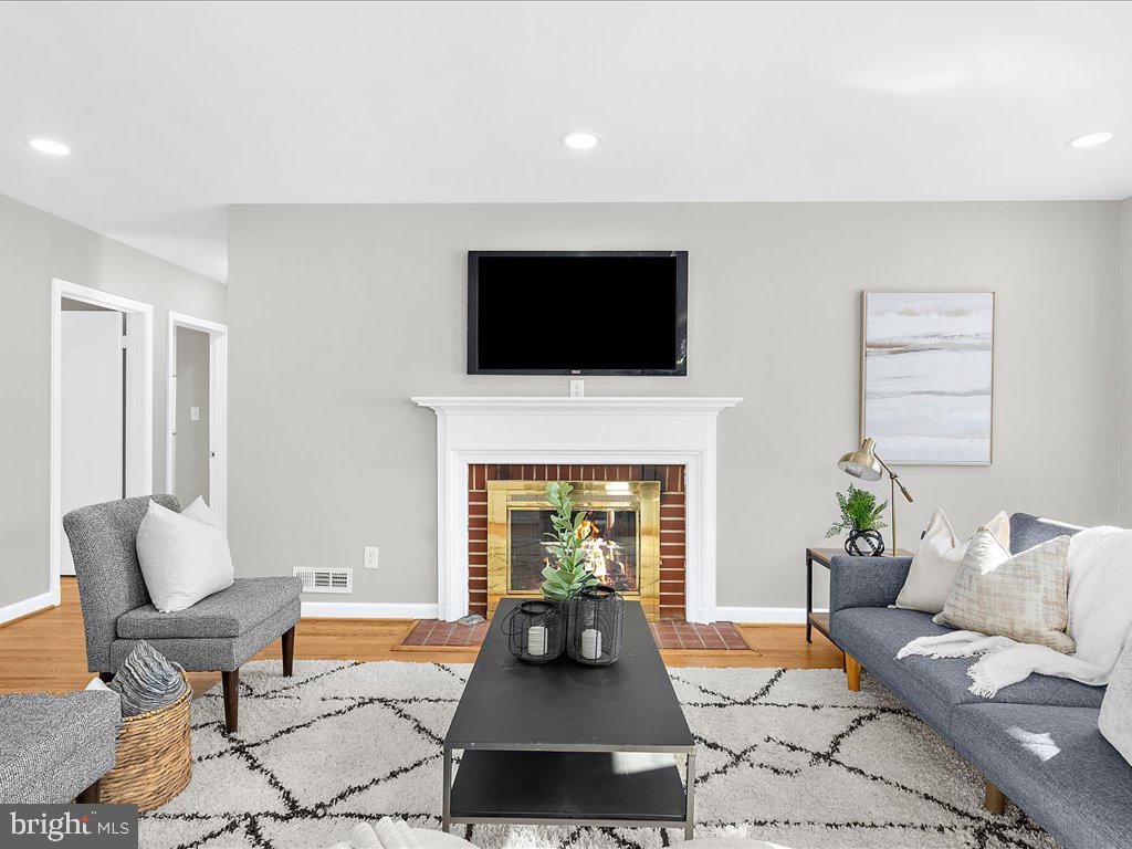 GLENDALE - Residential