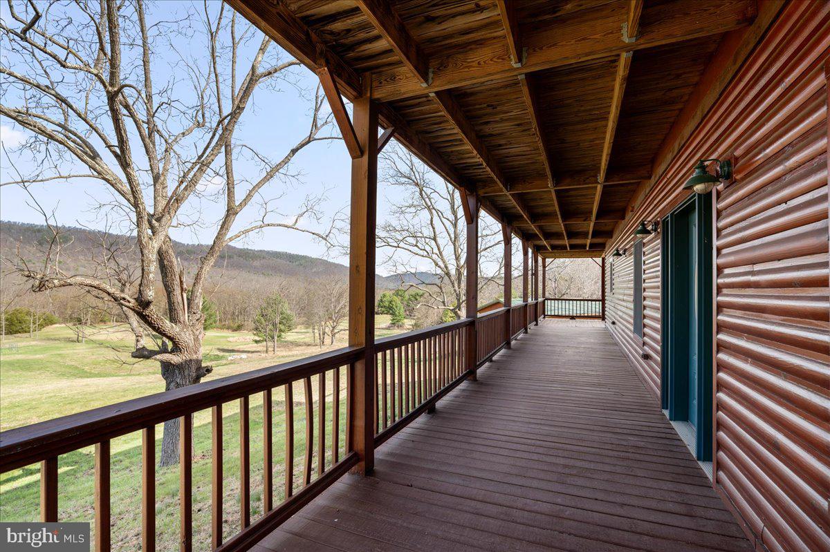 HICKORY WOOD - Residential