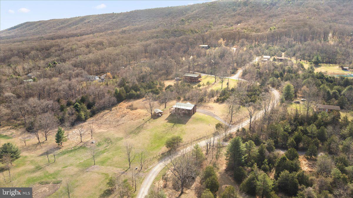 HICKORY WOOD - Residential
