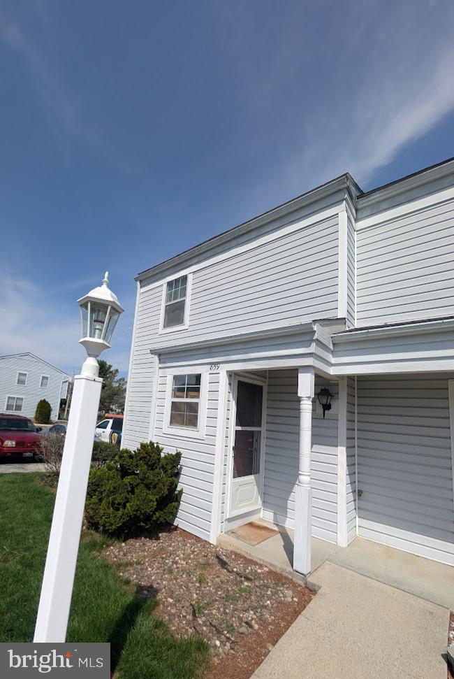 WALNUT VILLAS - Residential
