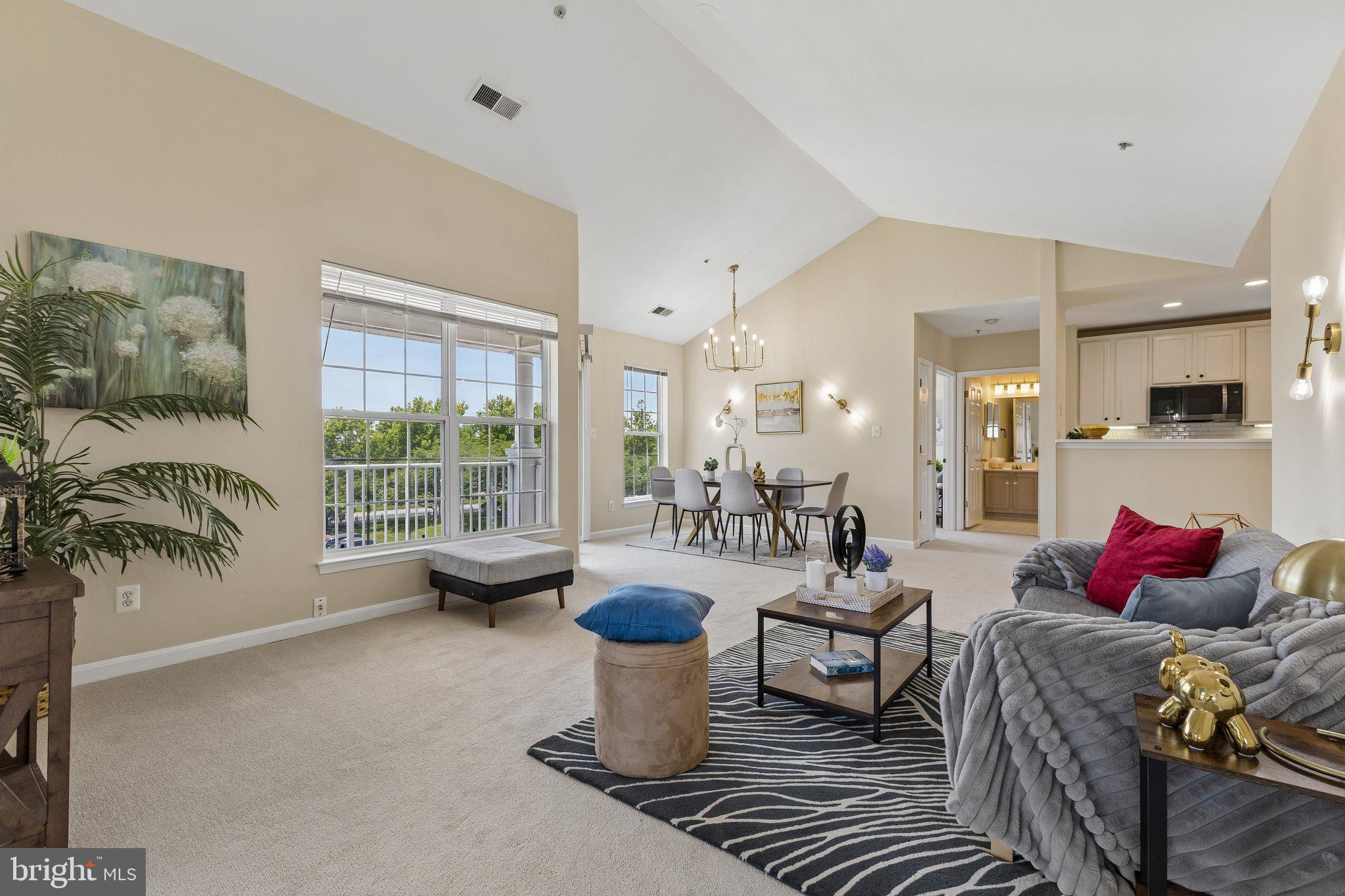 LAKESIDE AT SOUTH RIDING - Residential