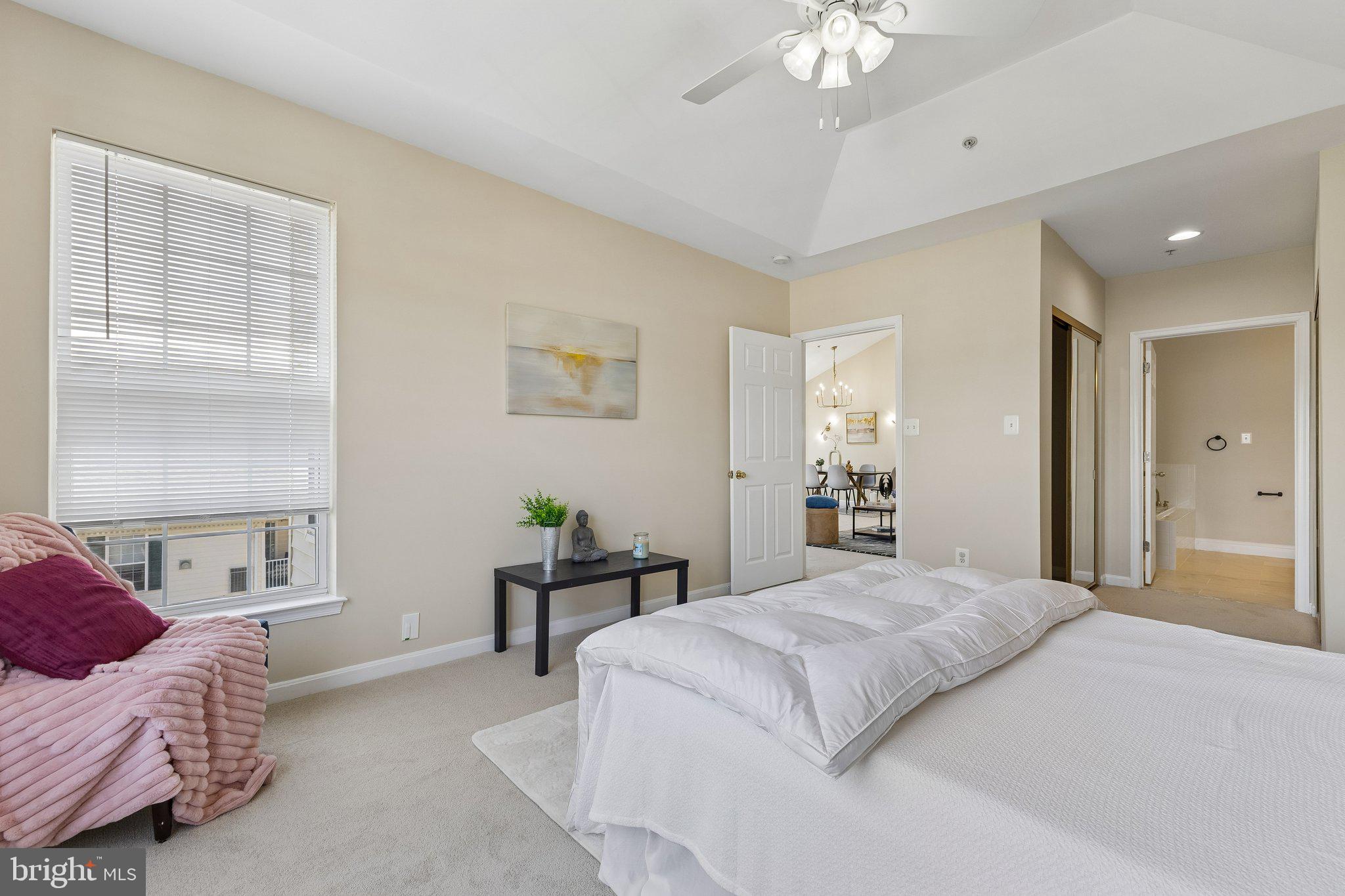 LAKESIDE AT SOUTH RIDING - Residential