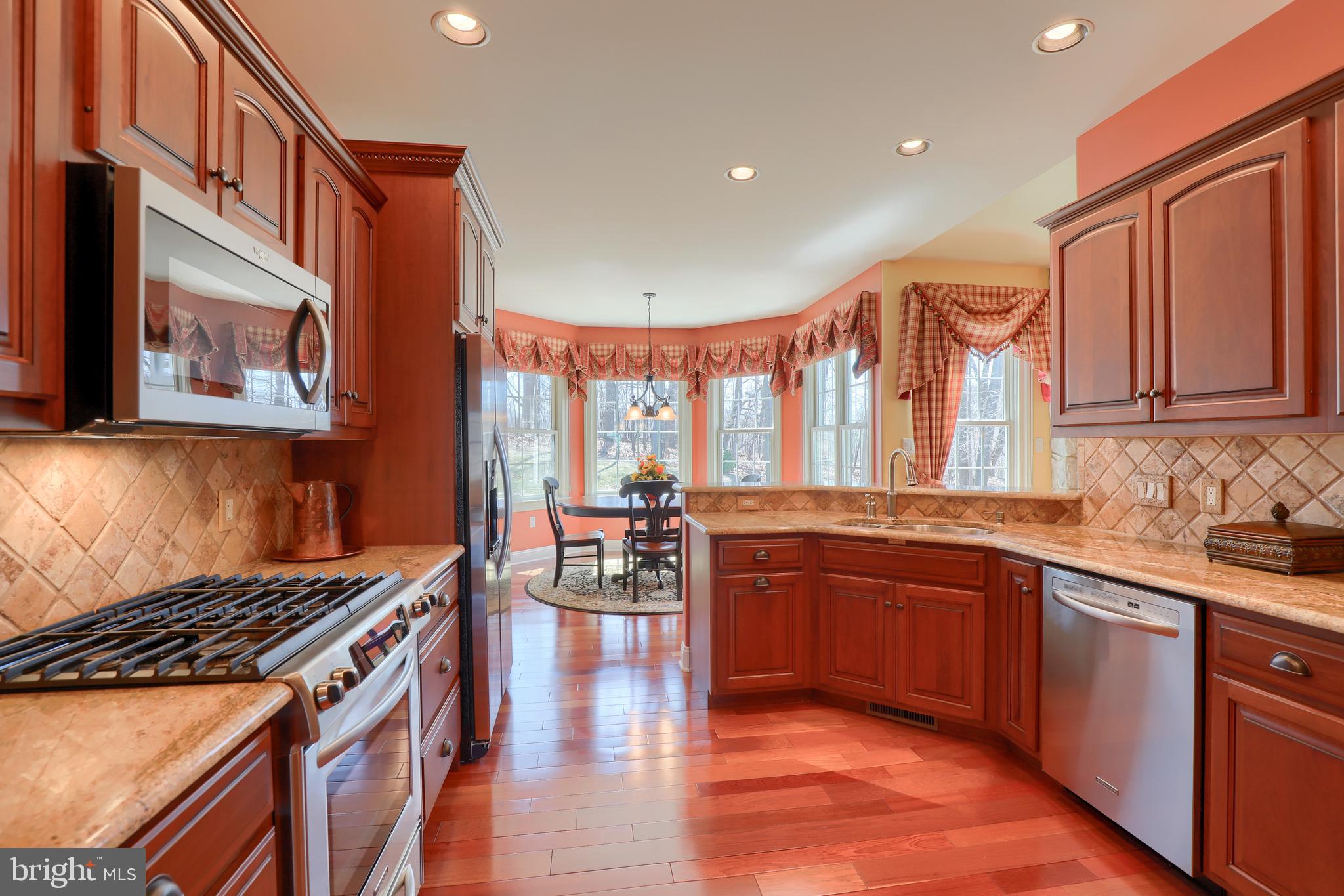 ORCHARD HILLS - Residential