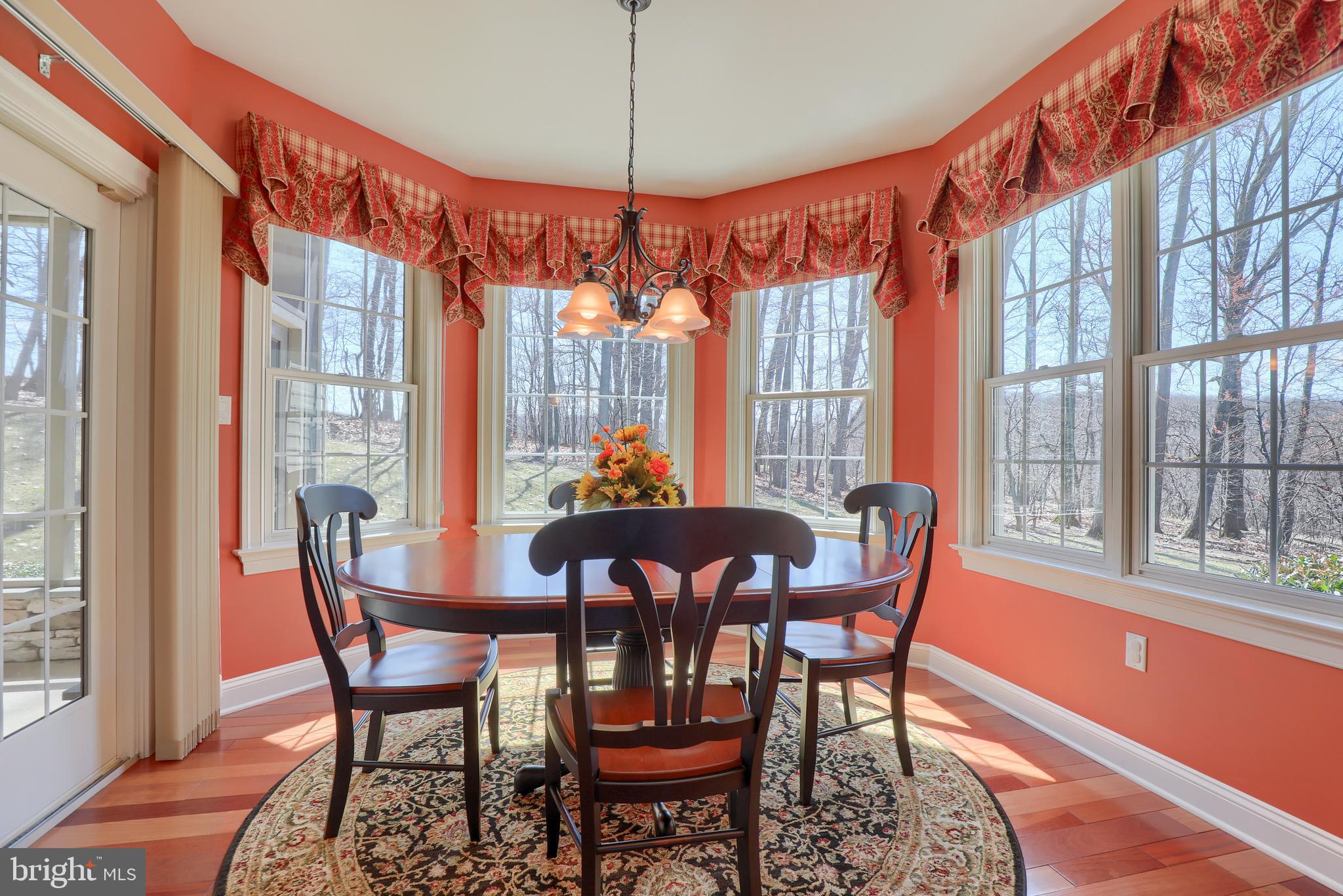ORCHARD HILLS - Residential