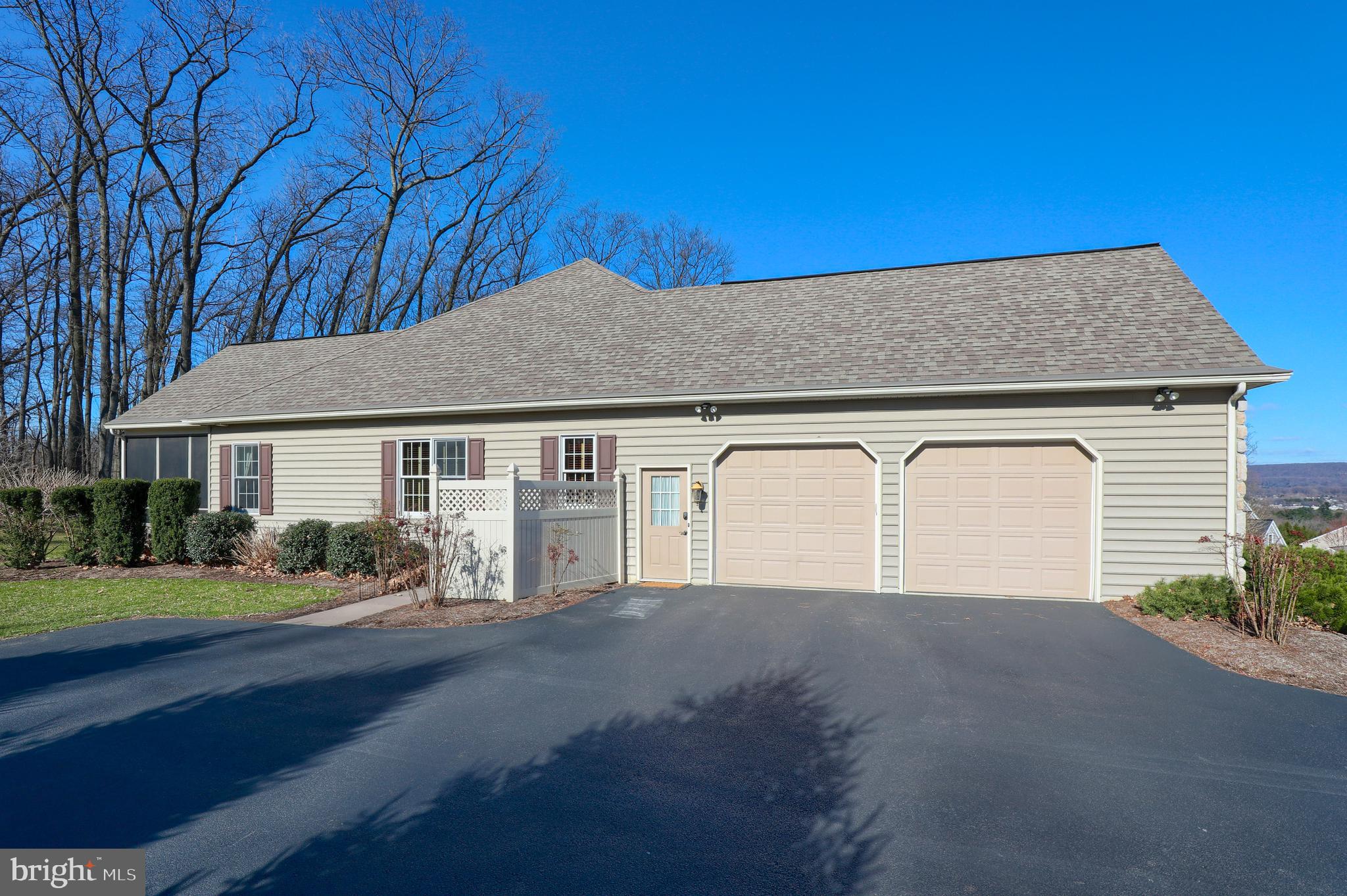 ORCHARD HILLS - Residential