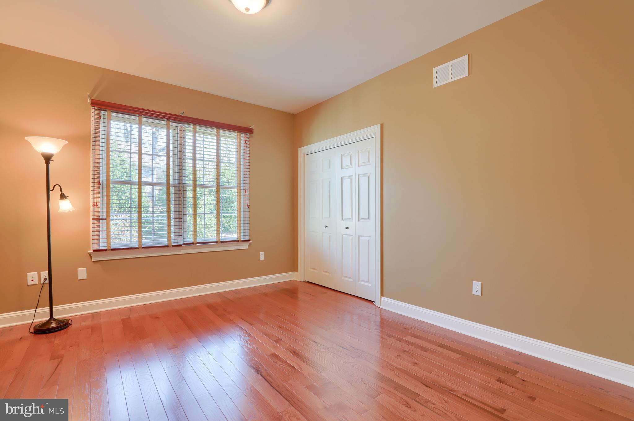 ORCHARD HILLS - Residential