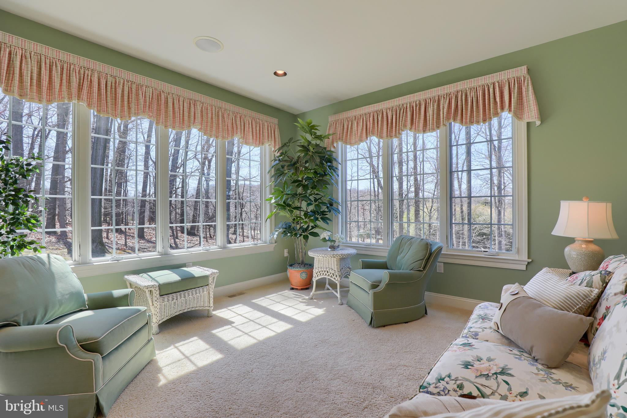 ORCHARD HILLS - Residential