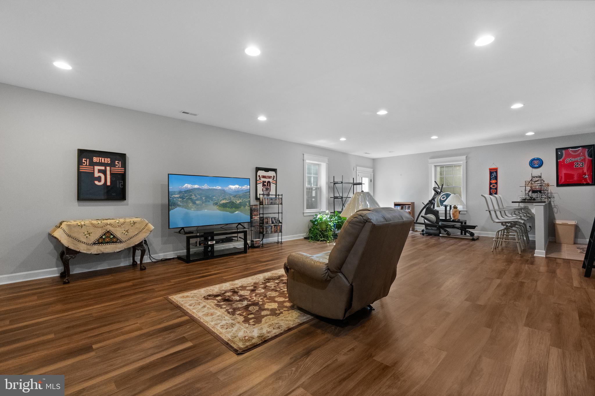 DANA HEIGHTS - Residential