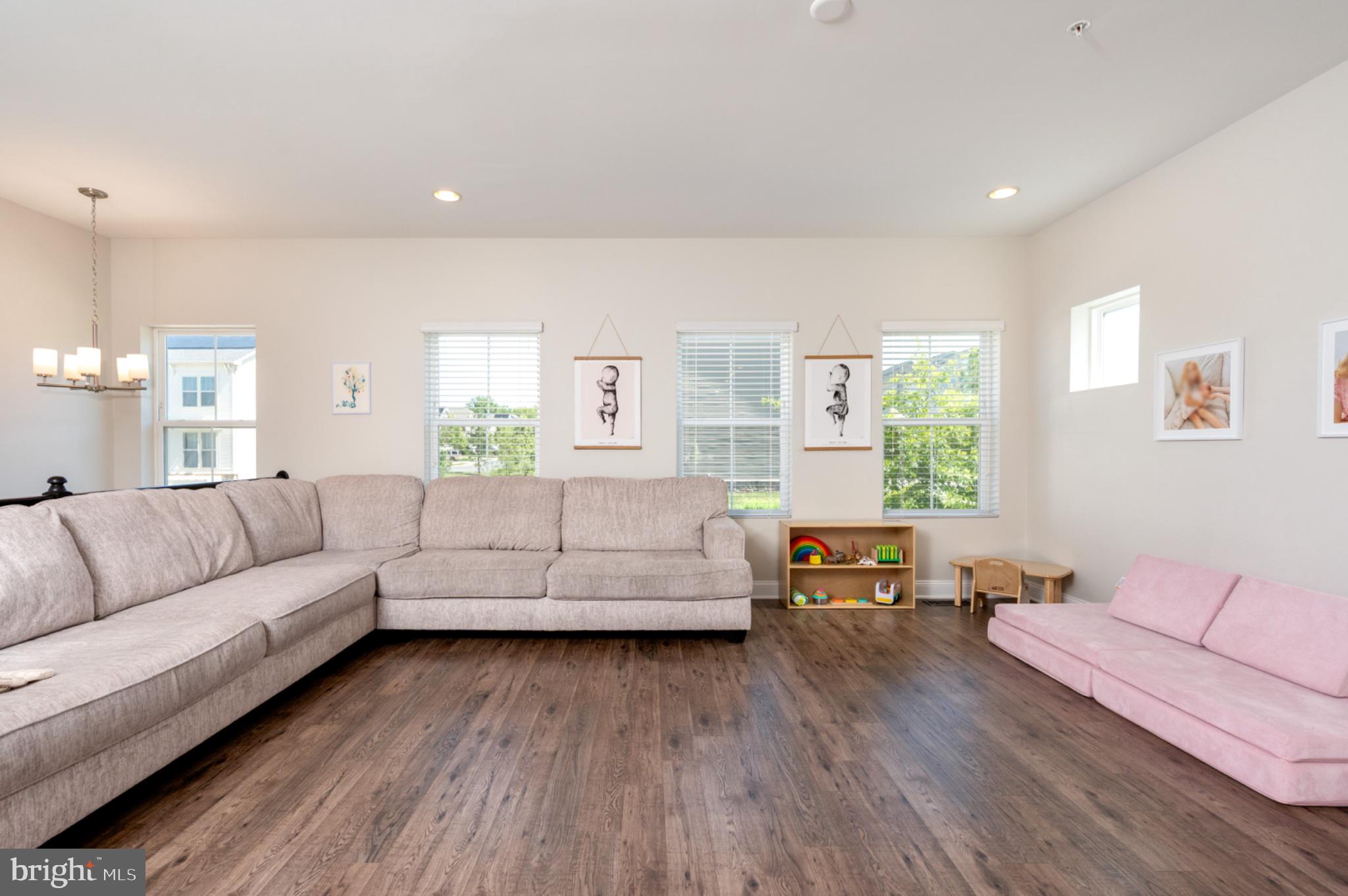 TANYARD COVE NORTH - Residential